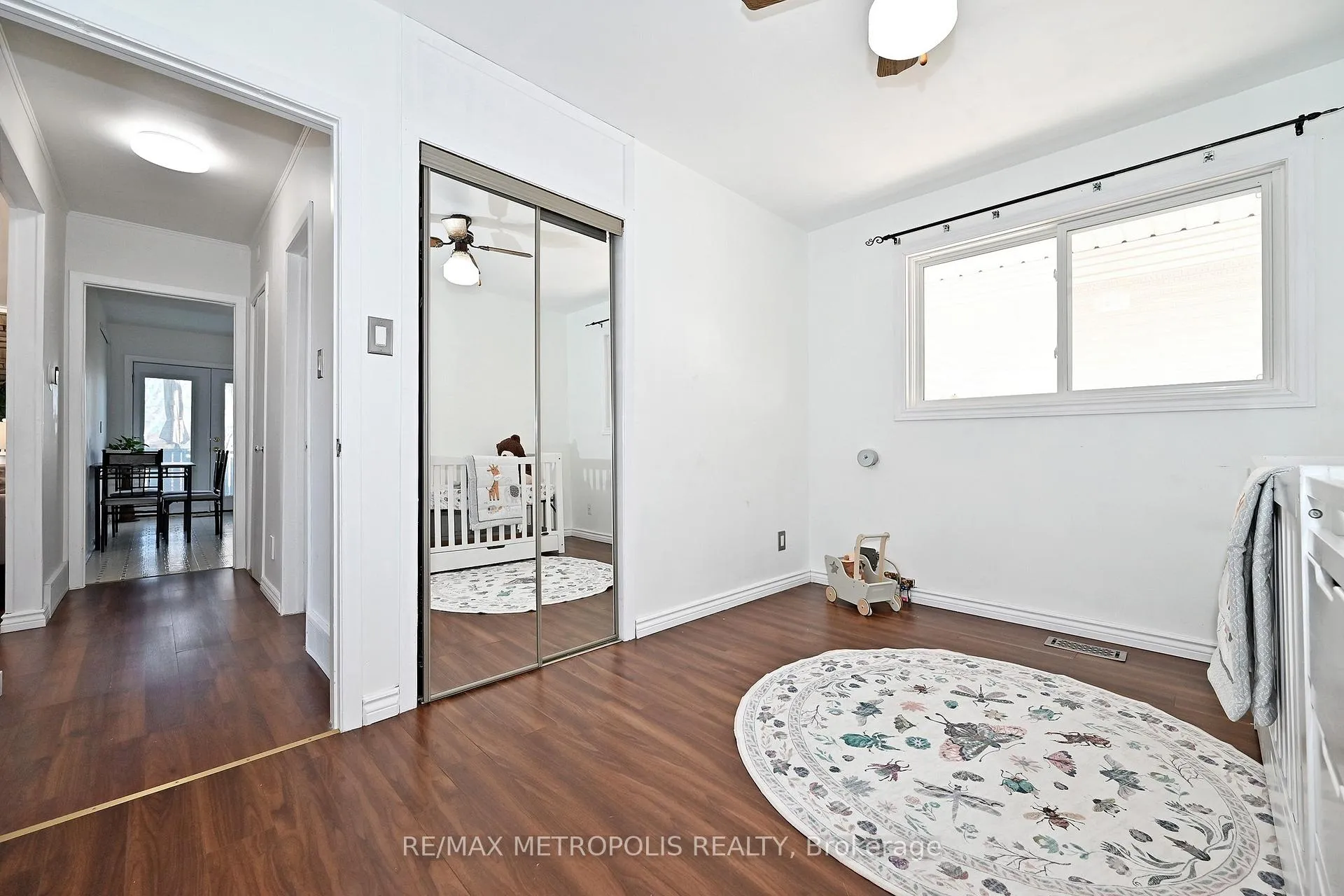 Photo 20 of 811 Dolph Street N, Cambridge — HOMEH