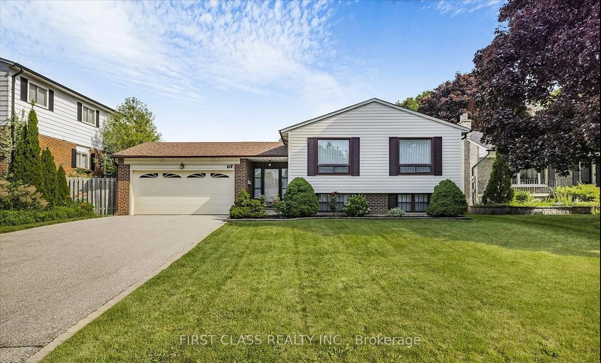 Photo 1 of 14 Pringle Avenue, Markham, Markham Village — HOMEH