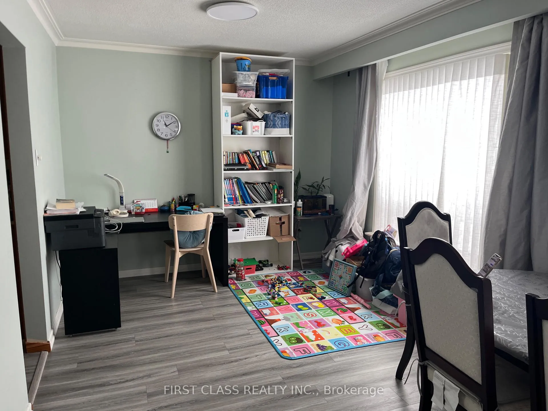 Photo 3 of 14 Pringle Avenue, Markham, Markham Village — HOMEH