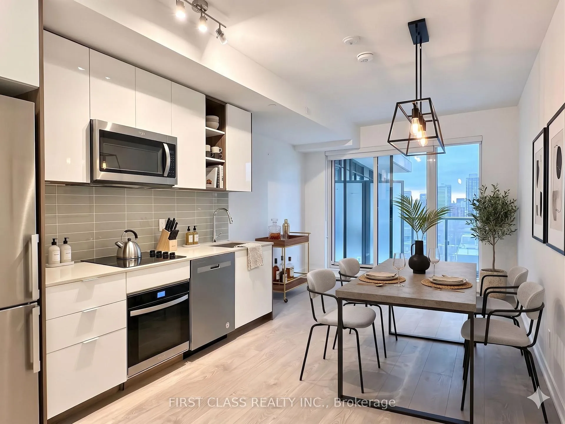 Photo 1 of Unit 820, 543 Richmond Street W, Toronto, Waterfront Communities — HOMEH