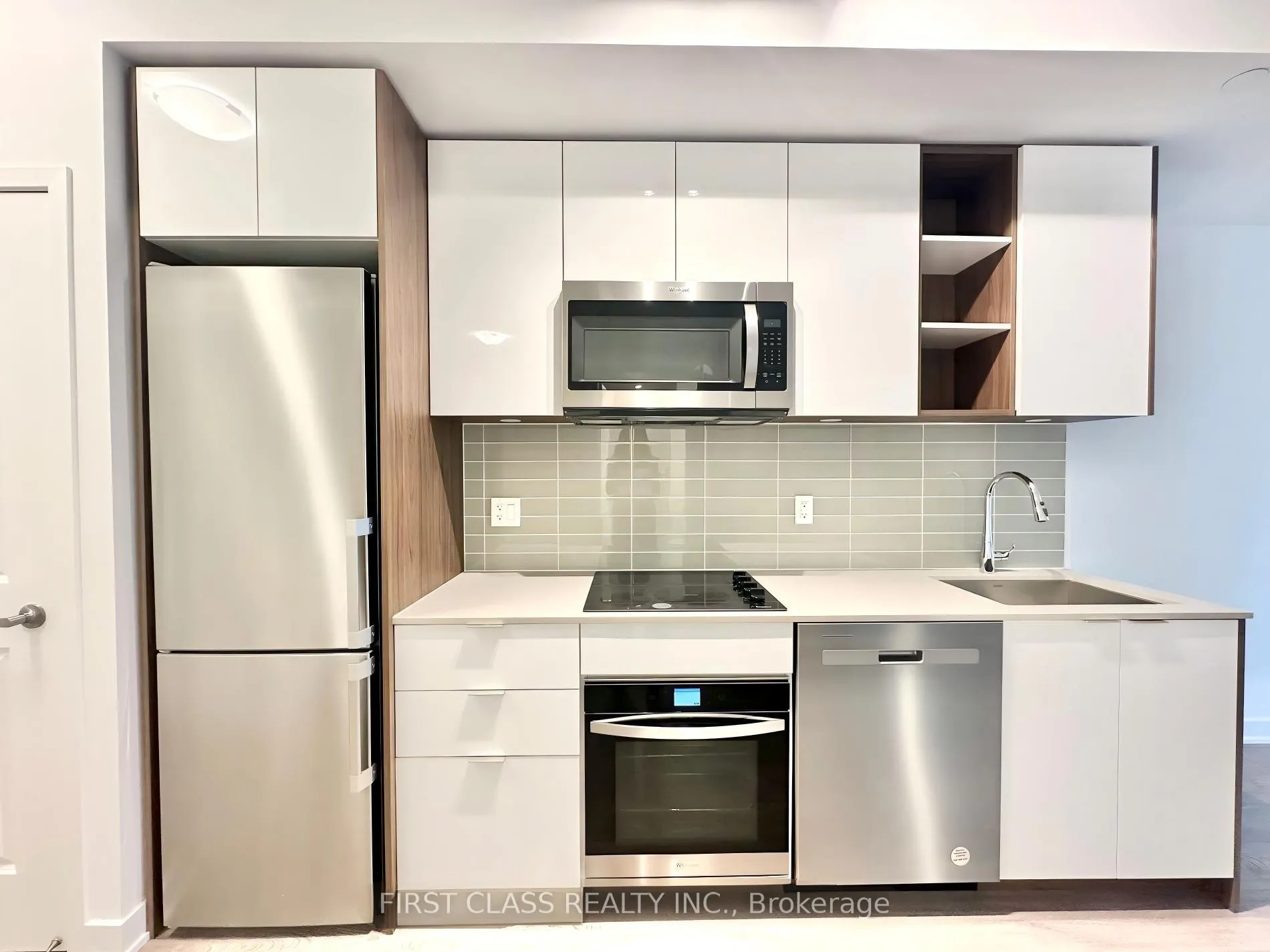 Photo 5 of Unit 820, 543 Richmond Street W, Toronto, Waterfront Communities — HOMEH