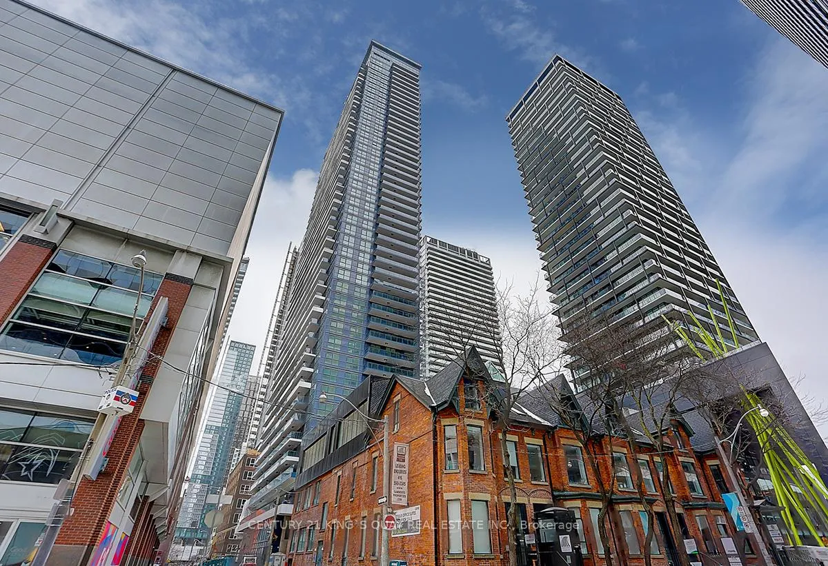 Photo 2 of Unit 1103, 38 Widmer Street, Toronto, Waterfront Communities — HOMEH