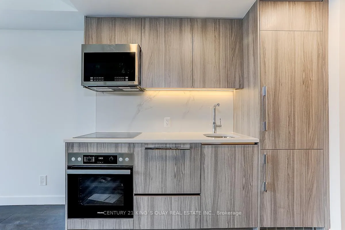 Photo 12 of Unit 1103, 38 Widmer Street, Toronto, Waterfront Communities — HOMEH