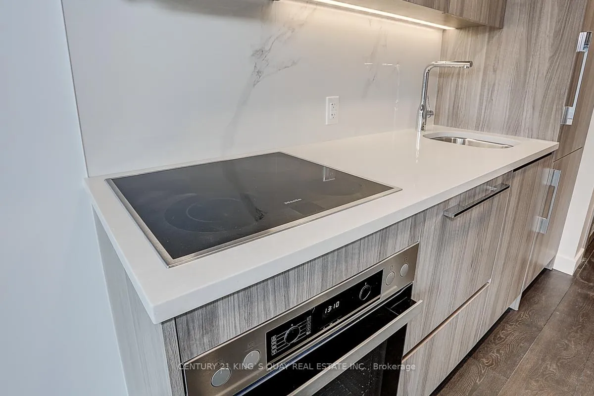 Photo 14 of Unit 1103, 38 Widmer Street, Toronto, Waterfront Communities — HOMEH