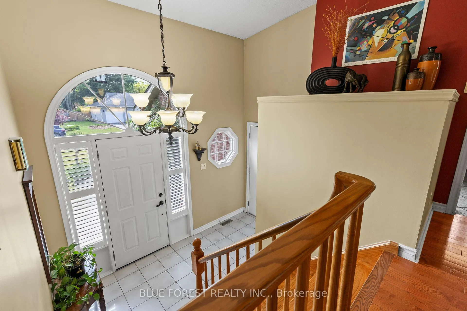 Photo 10 of 29 Village Gate Crescent, Thames Centre, Dorchester — HOMEH