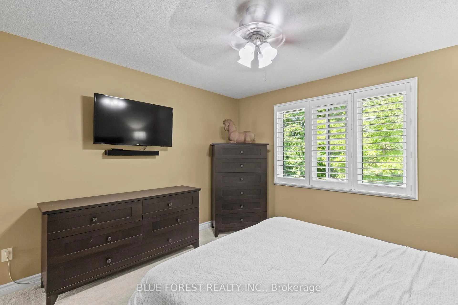 Photo 26 of 29 Village Gate Crescent, Thames Centre, Dorchester — HOMEH