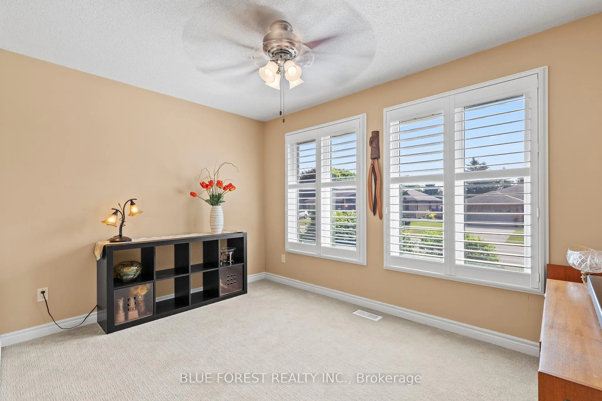 Photo 32 of 29 Village Gate Crescent, Thames Centre, Dorchester — HOMEH