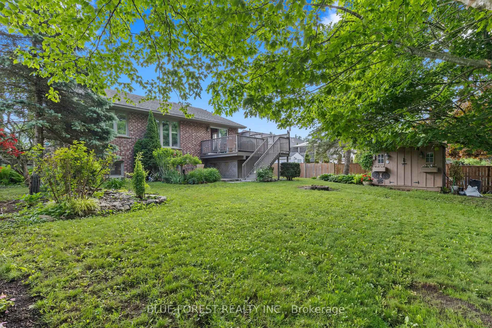 Photo 61 of 29 Village Gate Crescent, Thames Centre, Dorchester — HOMEH