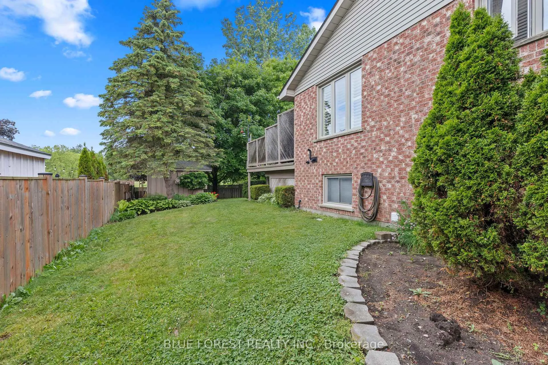 Photo 63 of 29 Village Gate Crescent, Thames Centre, Dorchester — HOMEH