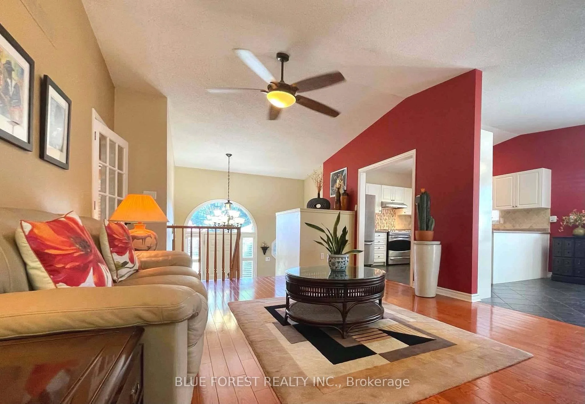 Photo 15 of 29 Village Gate Crescent, Thames Centre, Dorchester — HOMEH