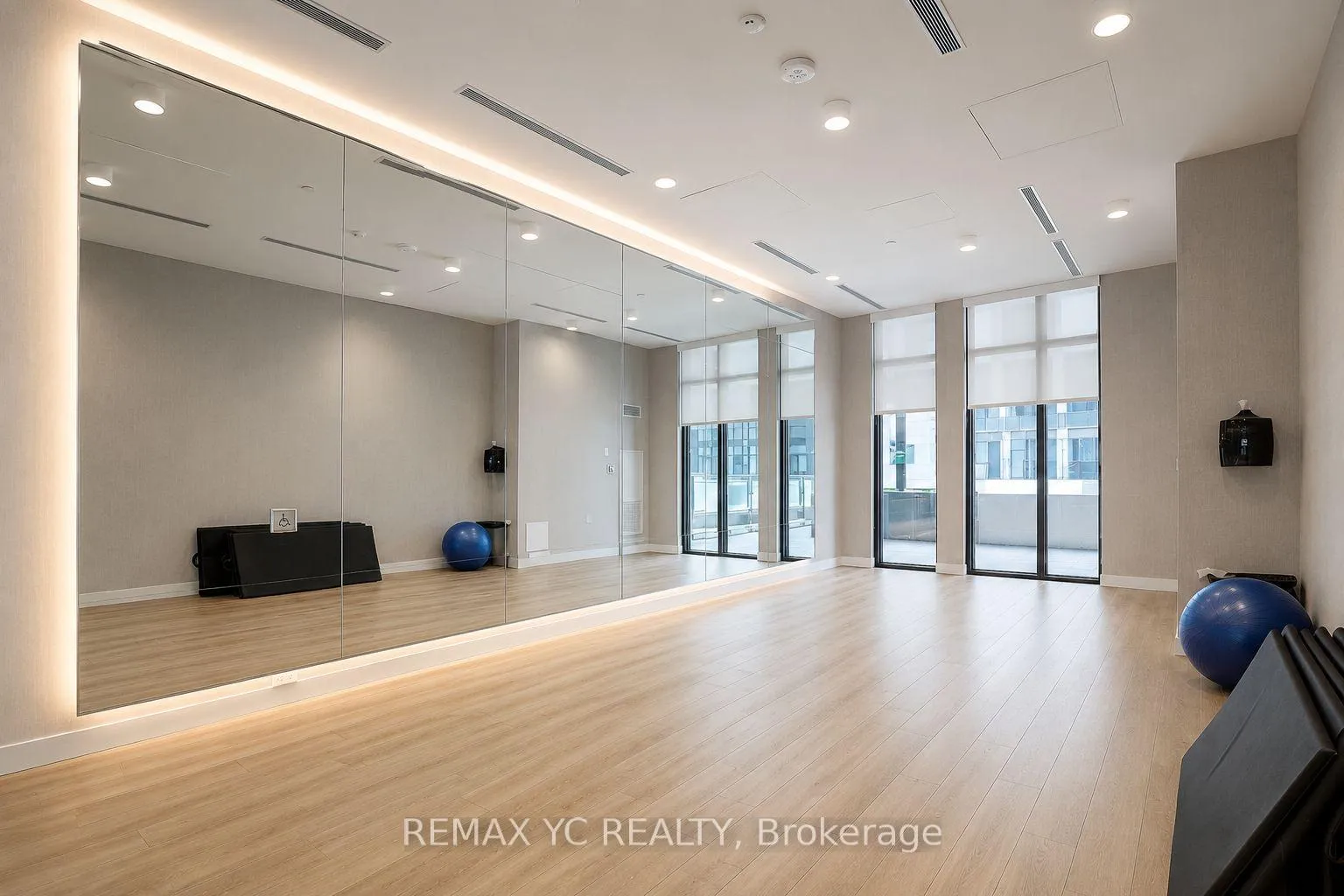 Photo 7 of Unit LPH2921, 135 Lower Sherbourne Street, Toronto, Waterfront Communities — HOMEH