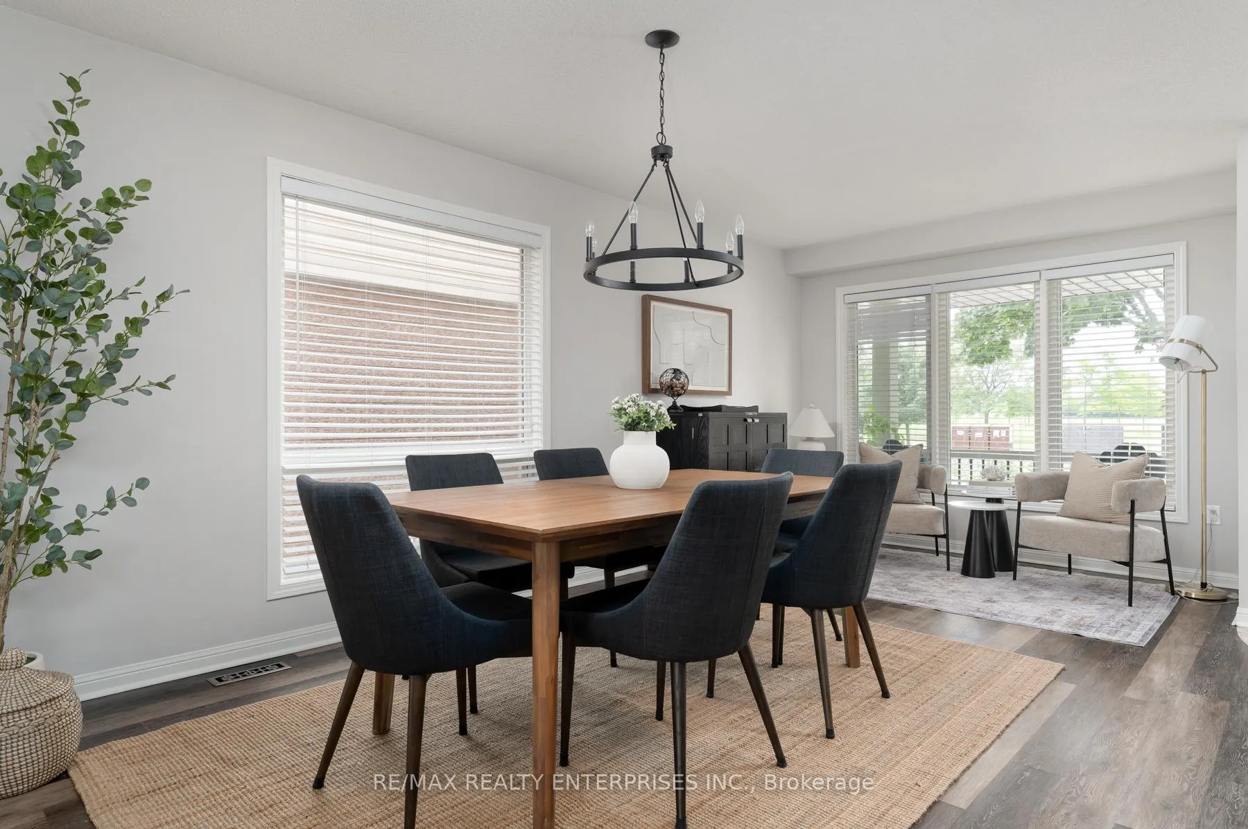 Photo 8 of 2279 Pathfinder Drive, Burlington, Orchard — HOMEH