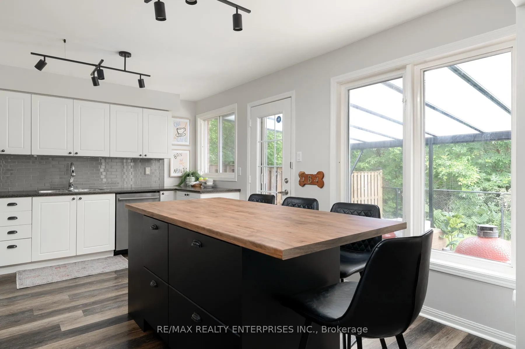 Photo 17 of 2279 Pathfinder Drive, Burlington, Orchard — HOMEH