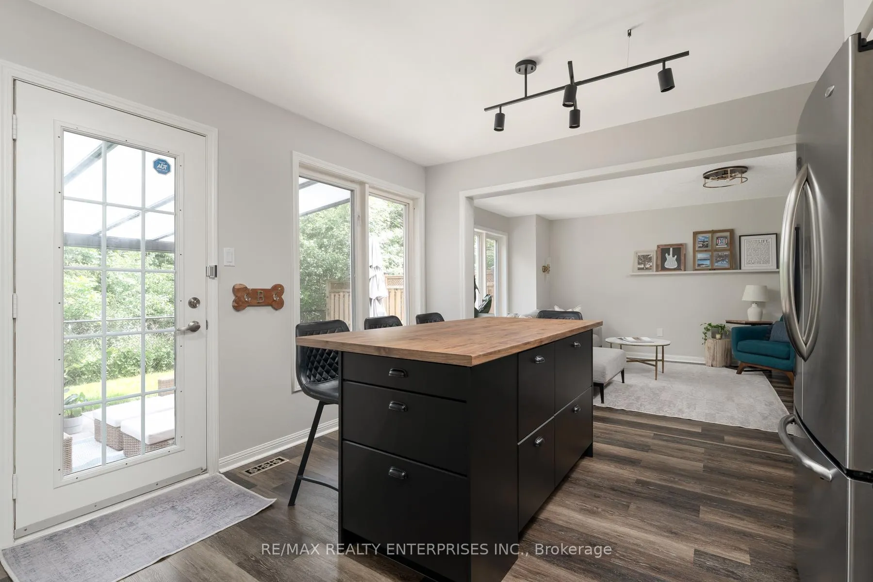 Photo 18 of 2279 Pathfinder Drive, Burlington, Orchard — HOMEH