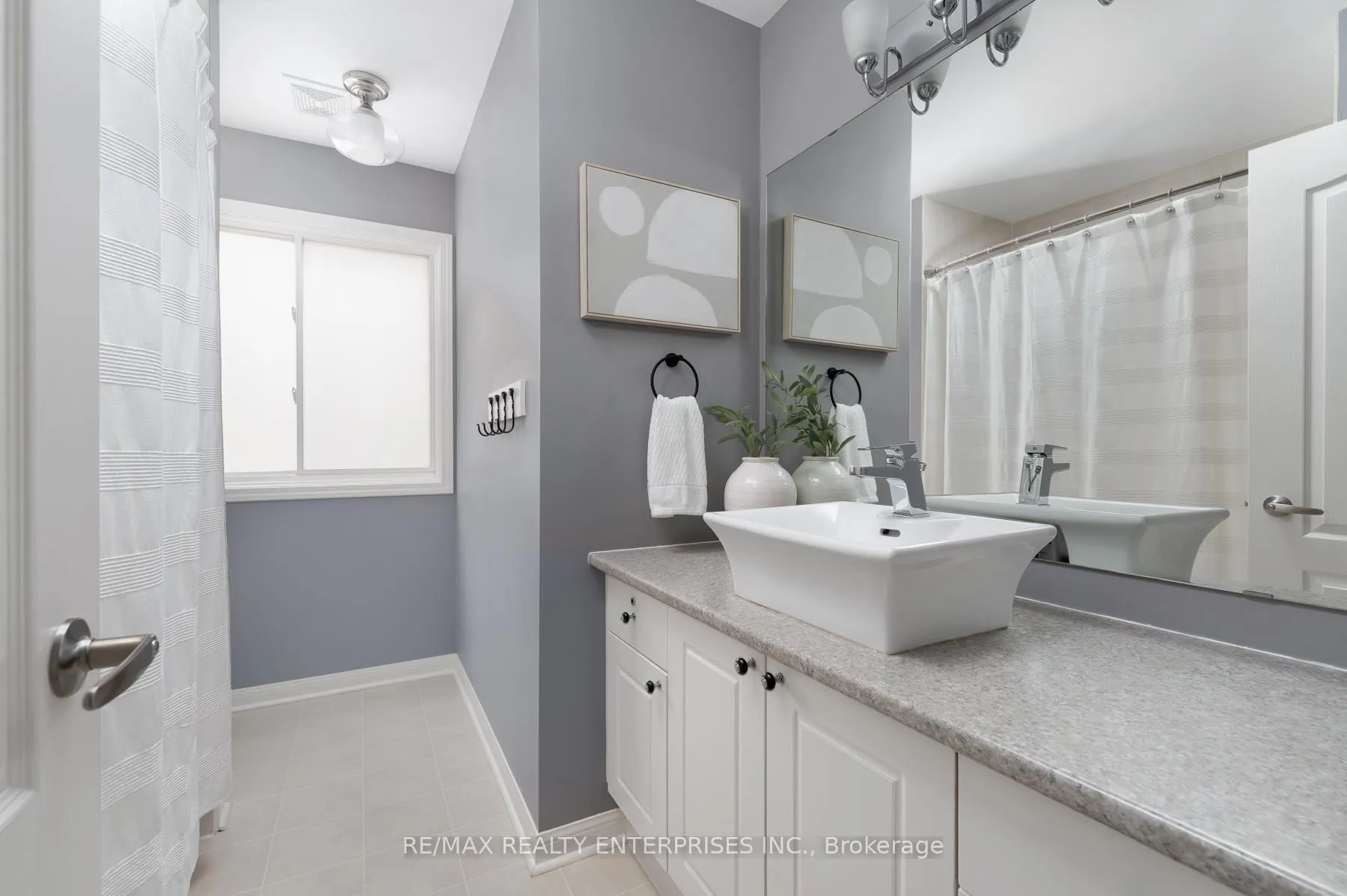 Photo 30 of 2279 Pathfinder Drive, Burlington, Orchard — HOMEH