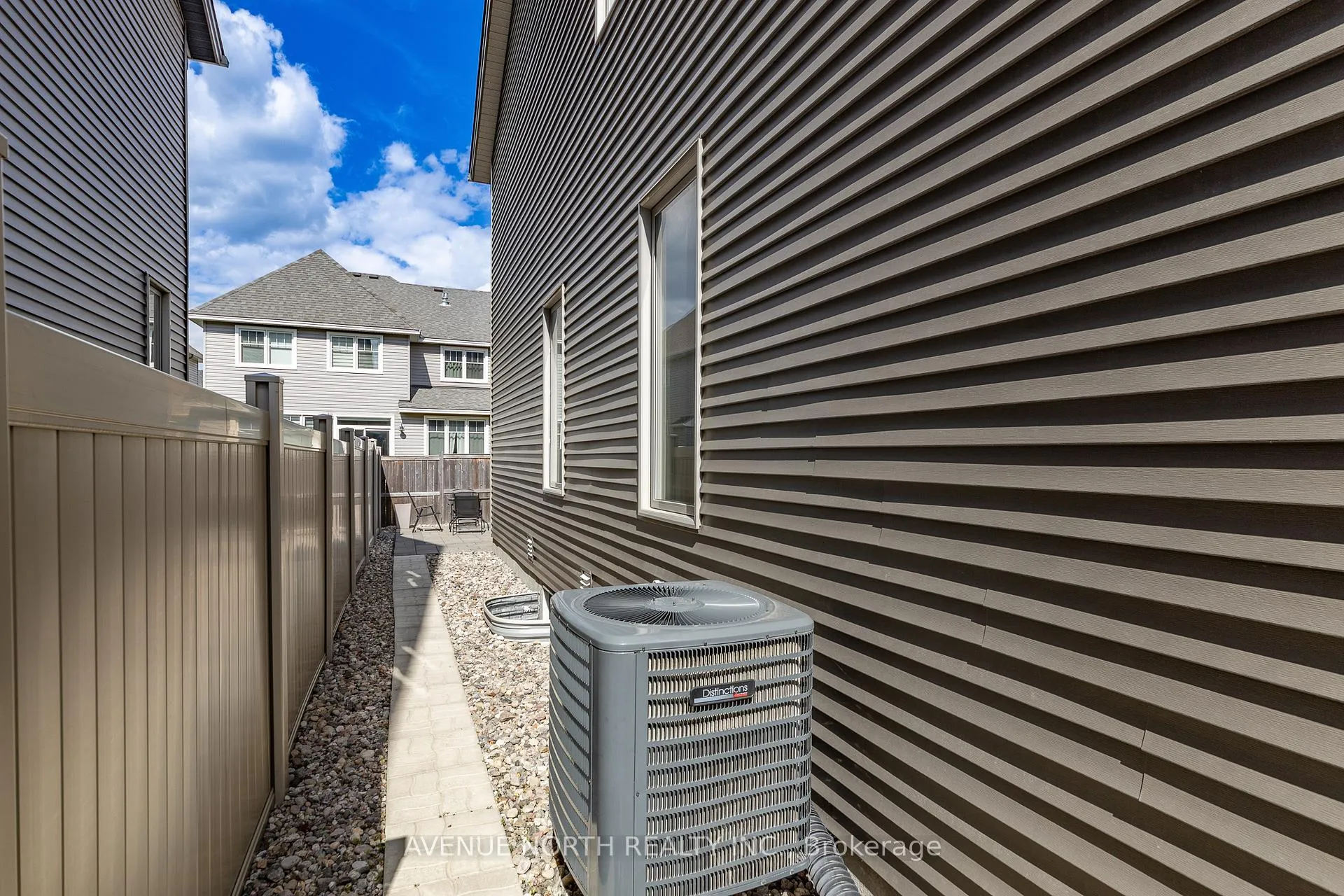 Photo 45 of 93 Nepeta Crescent, Ottawa, Blossom Park/Kemp Park/Findlay Creek — HOMEH