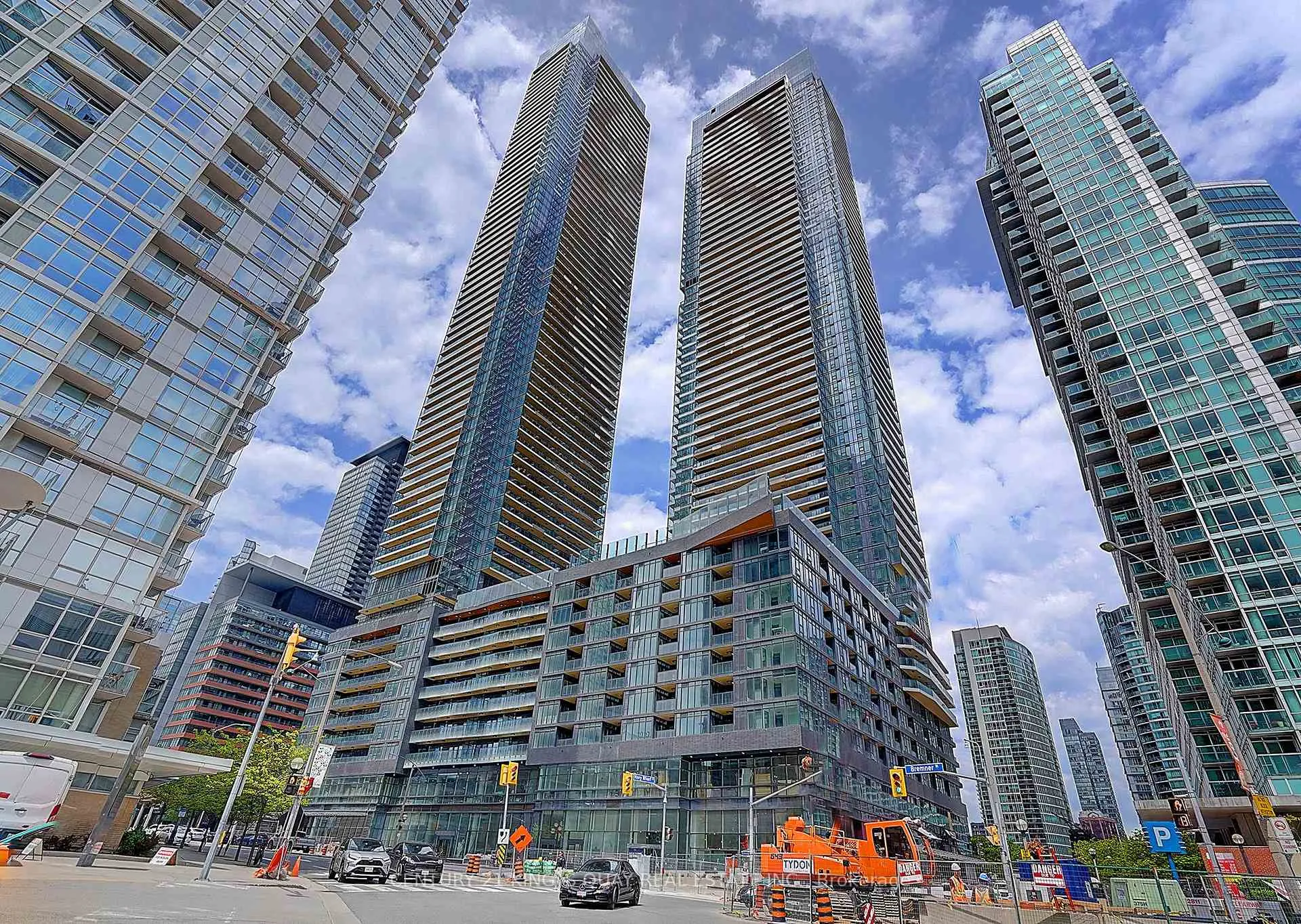 Front of Unit 929, 3 Concord Cityplace Way
