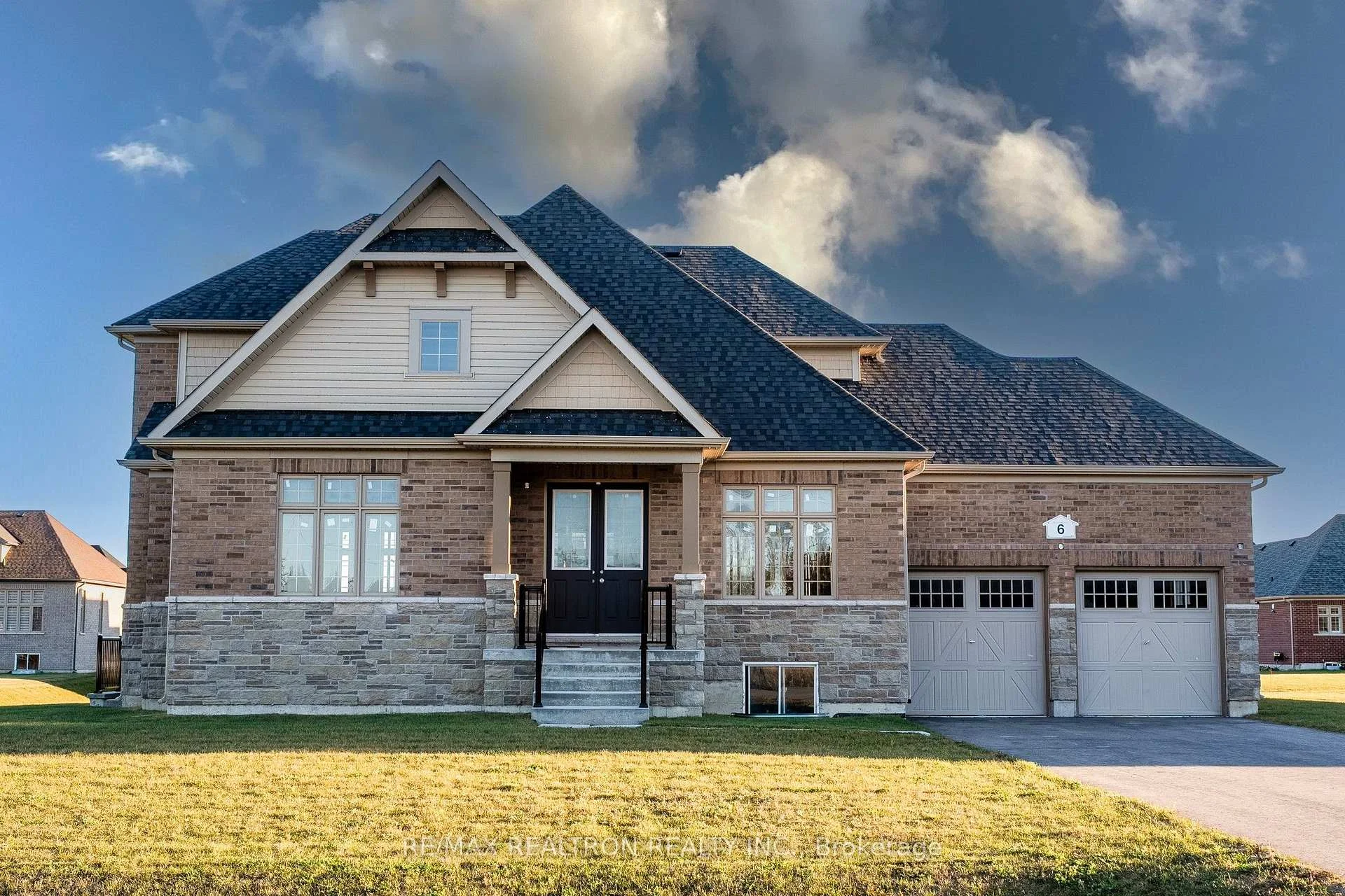 Photo 1 of 6 Skyvue Crescent, Quinte West, Trenton Ward — HOMEH