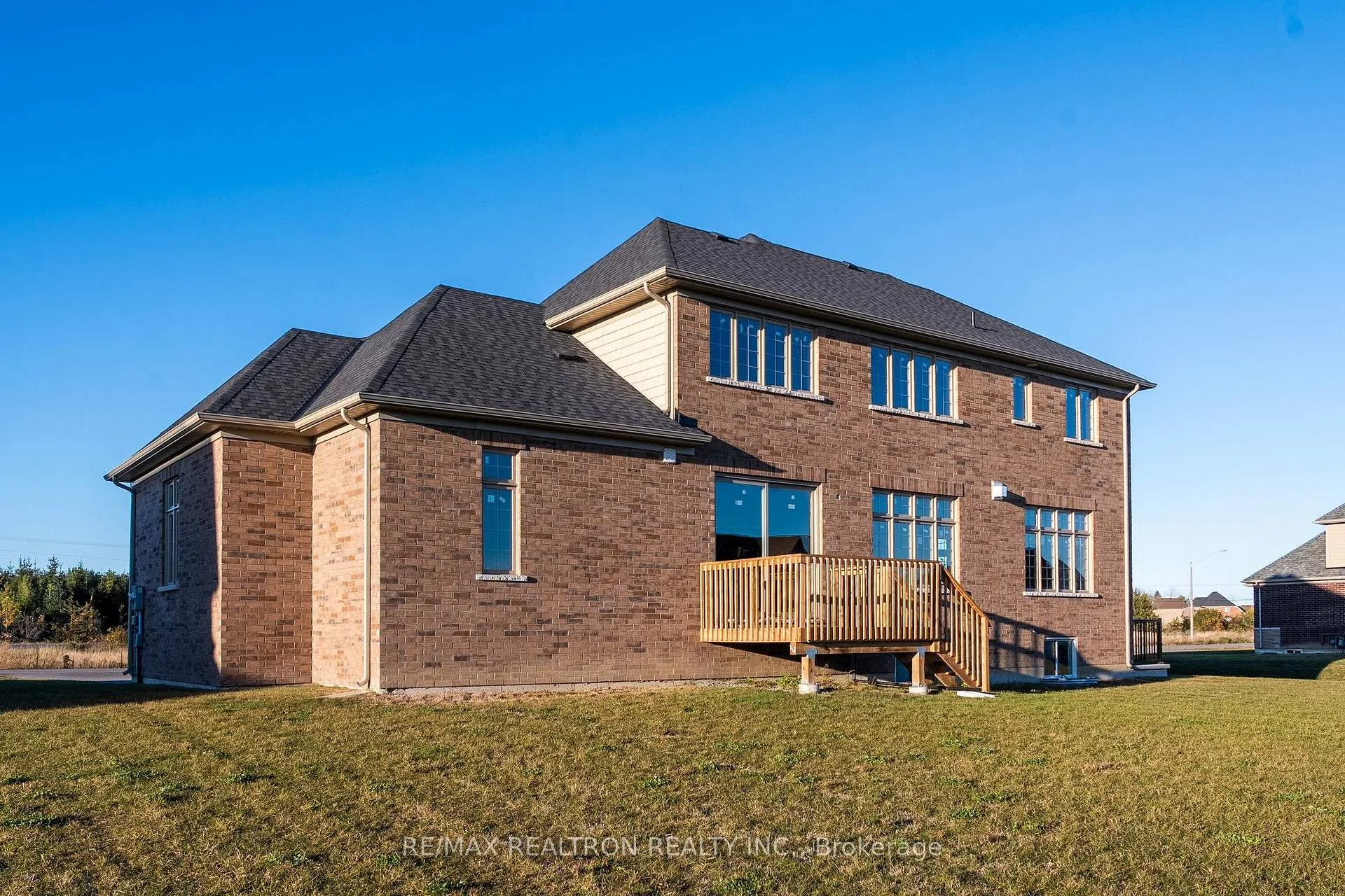 Photo 5 of 6 Skyvue Crescent, Quinte West, Trenton Ward — HOMEH
