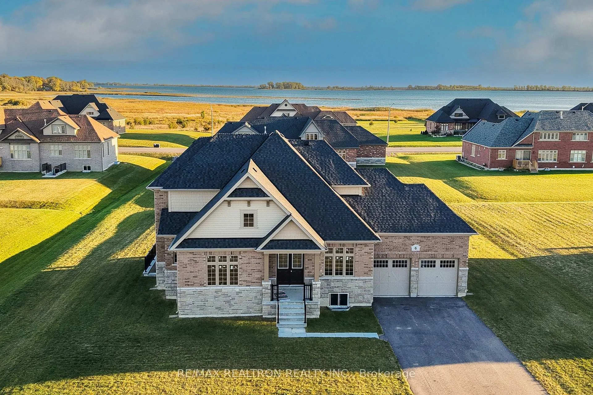 Photo 12 of 6 Skyvue Crescent, Quinte West, Trenton Ward — HOMEH