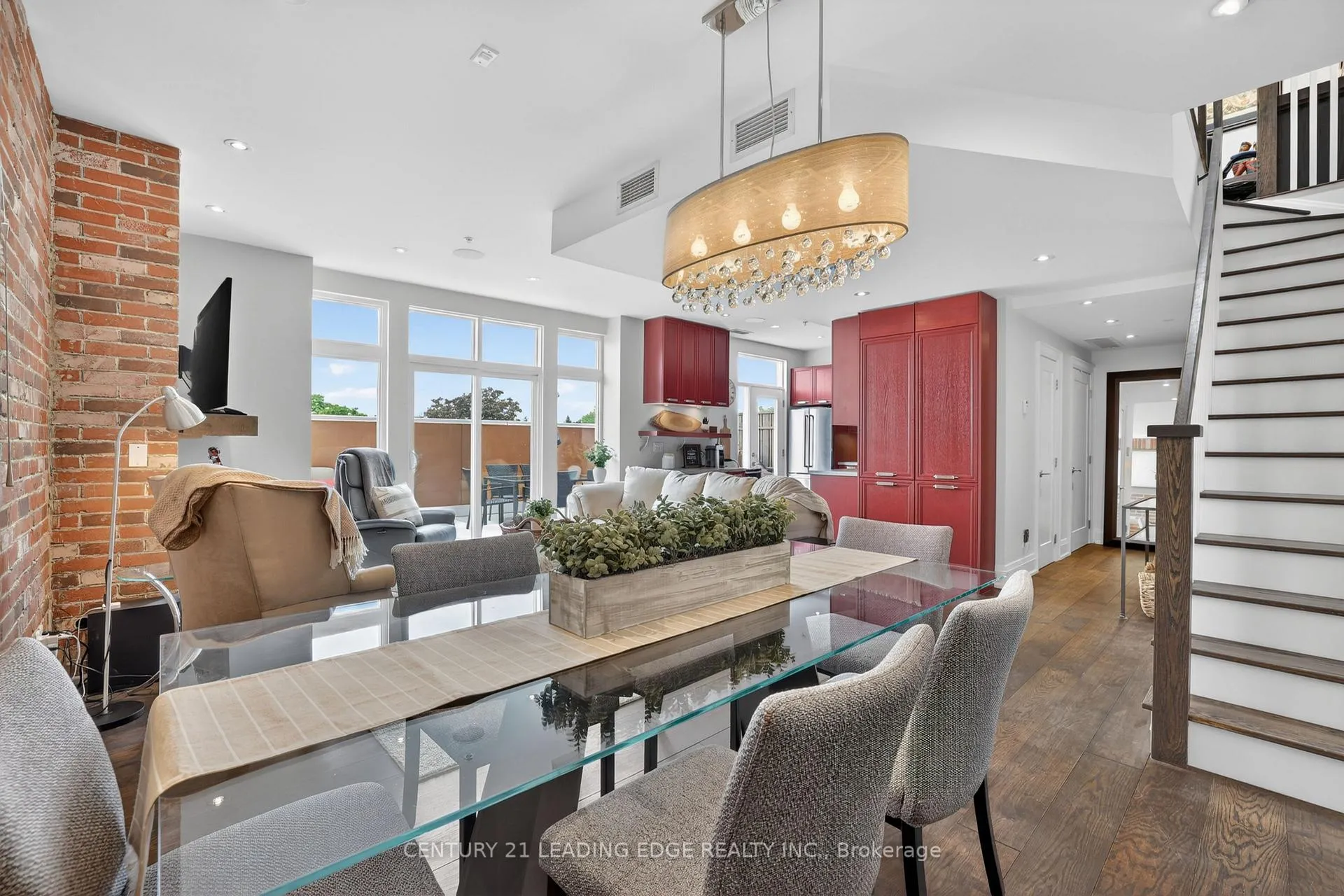 Photo 6 of Unit 408, 64 Wells Street, Aurora, Aurora Village — HOMEH