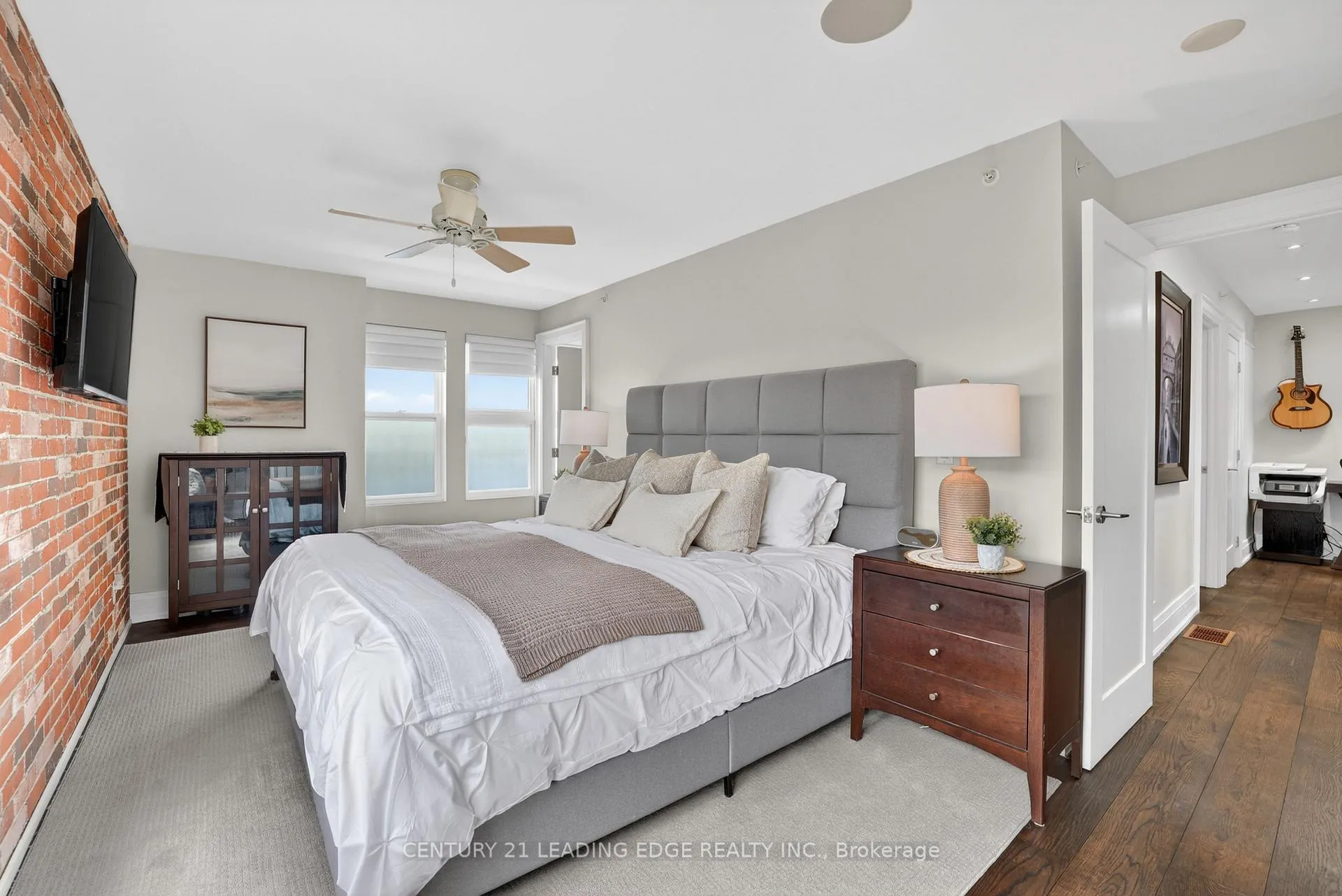 Photo 22 of Unit 408, 64 Wells Street, Aurora, Aurora Village — HOMEH