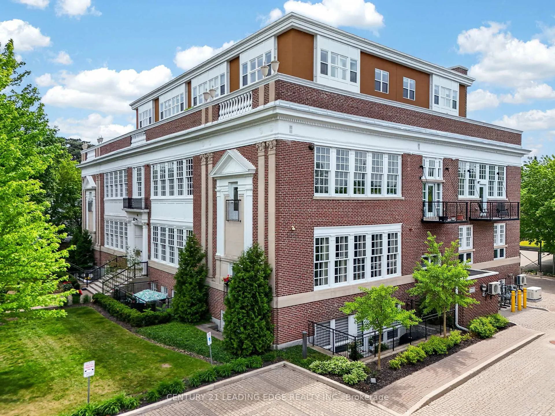 Photo 44 of Unit 408, 64 Wells Street, Aurora, Aurora Village — HOMEH