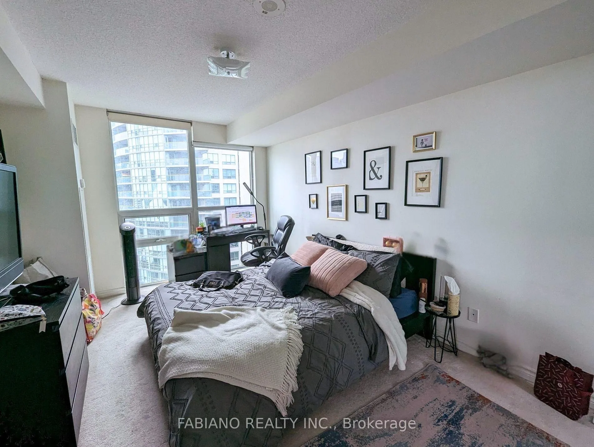 Photo 9 of Unit 3302, 19 Grand Trunk Crescent, Toronto, Waterfront Communities — HOMEH