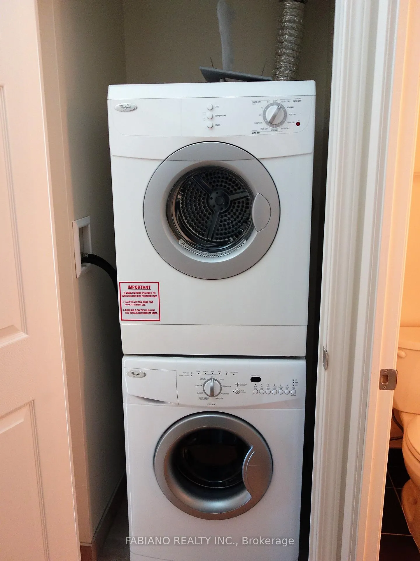 Photo 15 of Unit 3302, 19 Grand Trunk Crescent, Toronto, Waterfront Communities — HOMEH