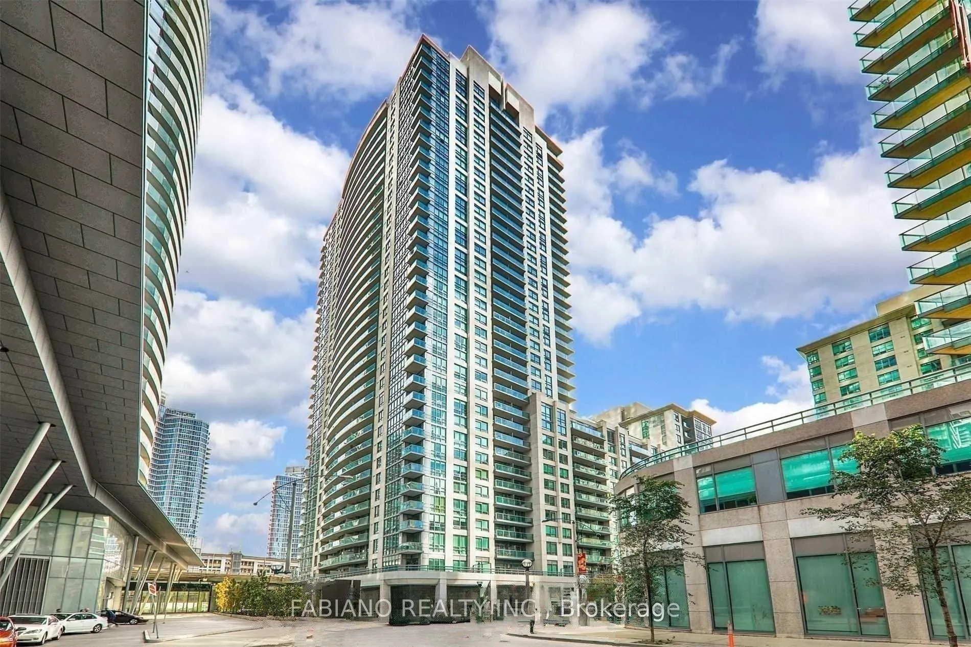 Photo 16 of Unit 3302, 19 Grand Trunk Crescent, Toronto, Waterfront Communities — HOMEH