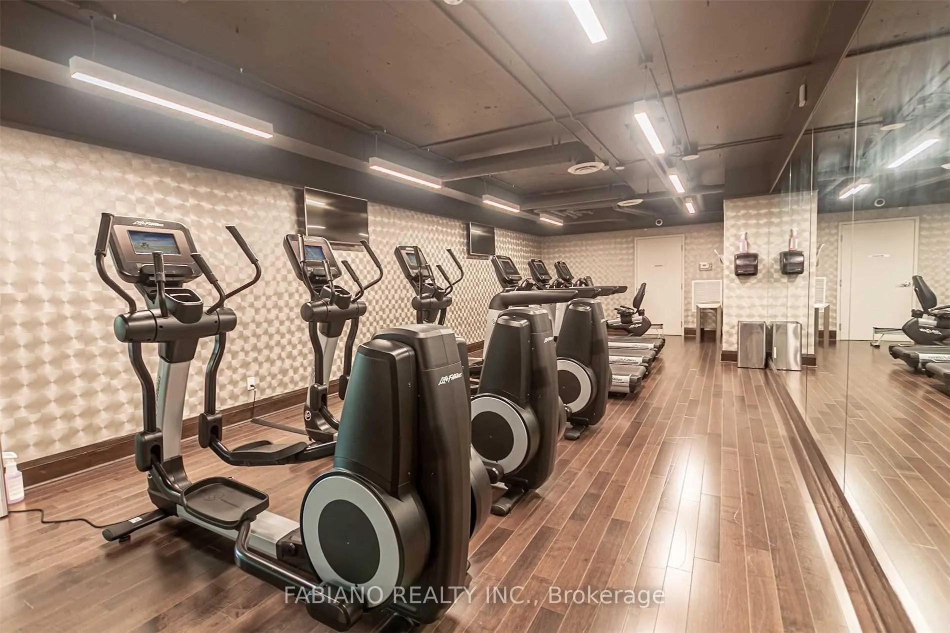 Photo 26 of Unit 3302, 19 Grand Trunk Crescent, Toronto, Waterfront Communities — HOMEH