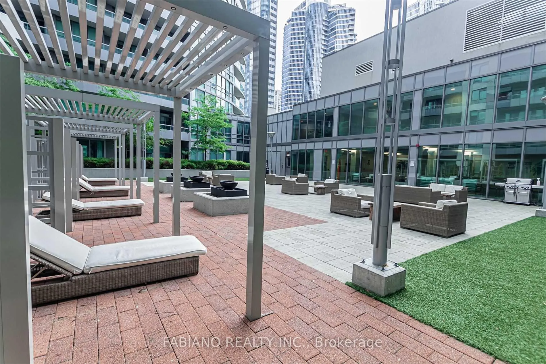Photo 28 of Unit 3302, 19 Grand Trunk Crescent, Toronto, Waterfront Communities — HOMEH