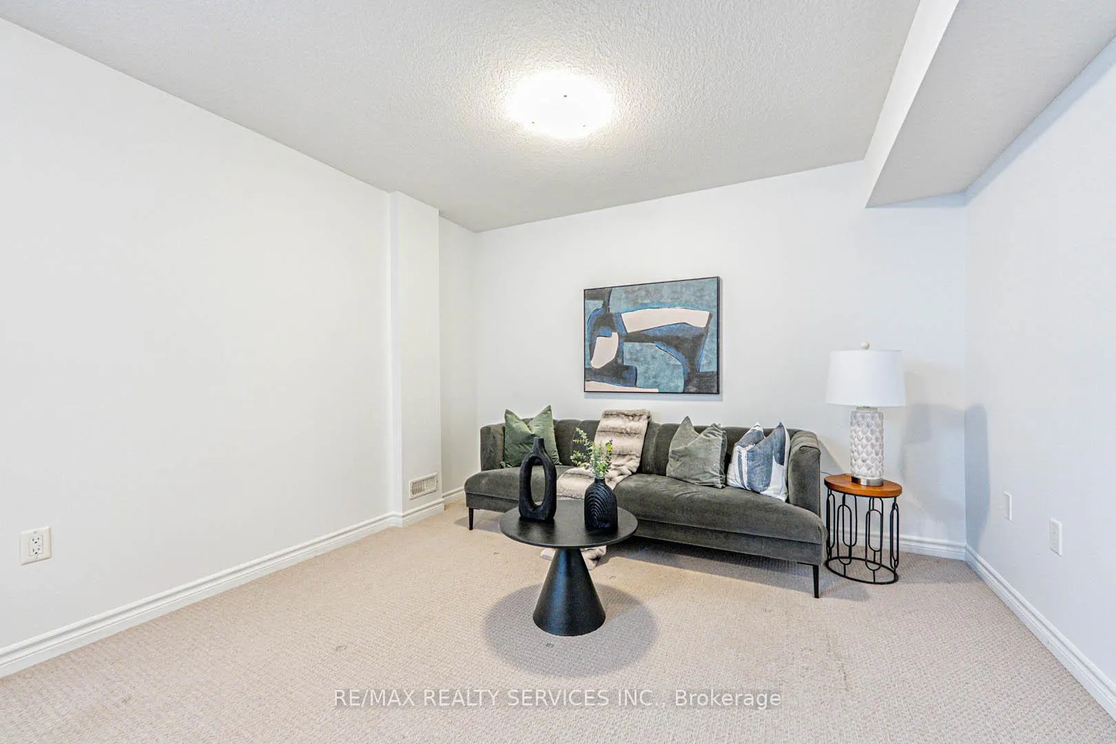 Photo 21 of Unit 22, 22 Arlington Crescent, Guelph, Pineridge/Westminster Woods — HOMEH