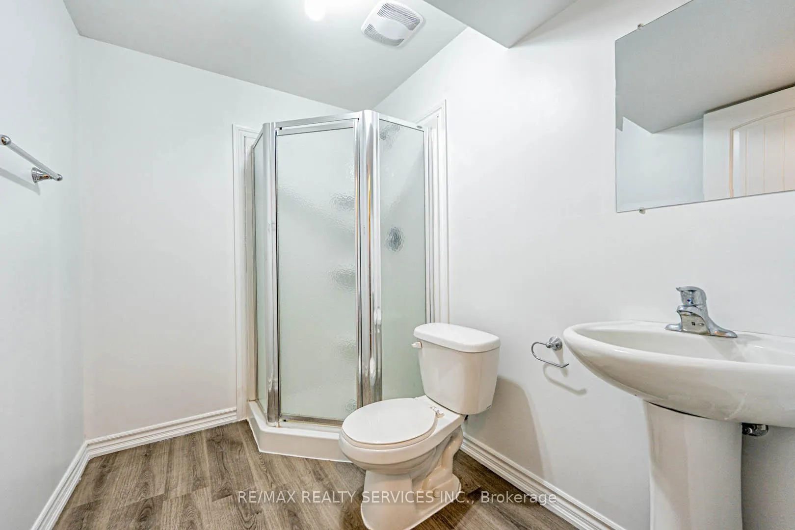 Photo 22 of Unit 22, 22 Arlington Crescent, Guelph, Pineridge/Westminster Woods — HOMEH