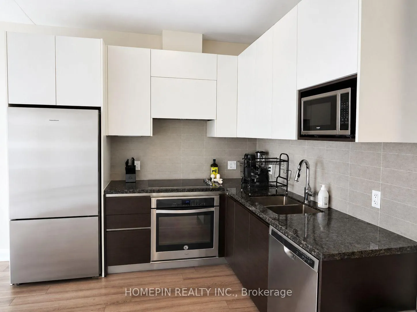 Photo 7 of Unit 609, 25 Water Walk Drive, Markham, Unionville — HOMEH