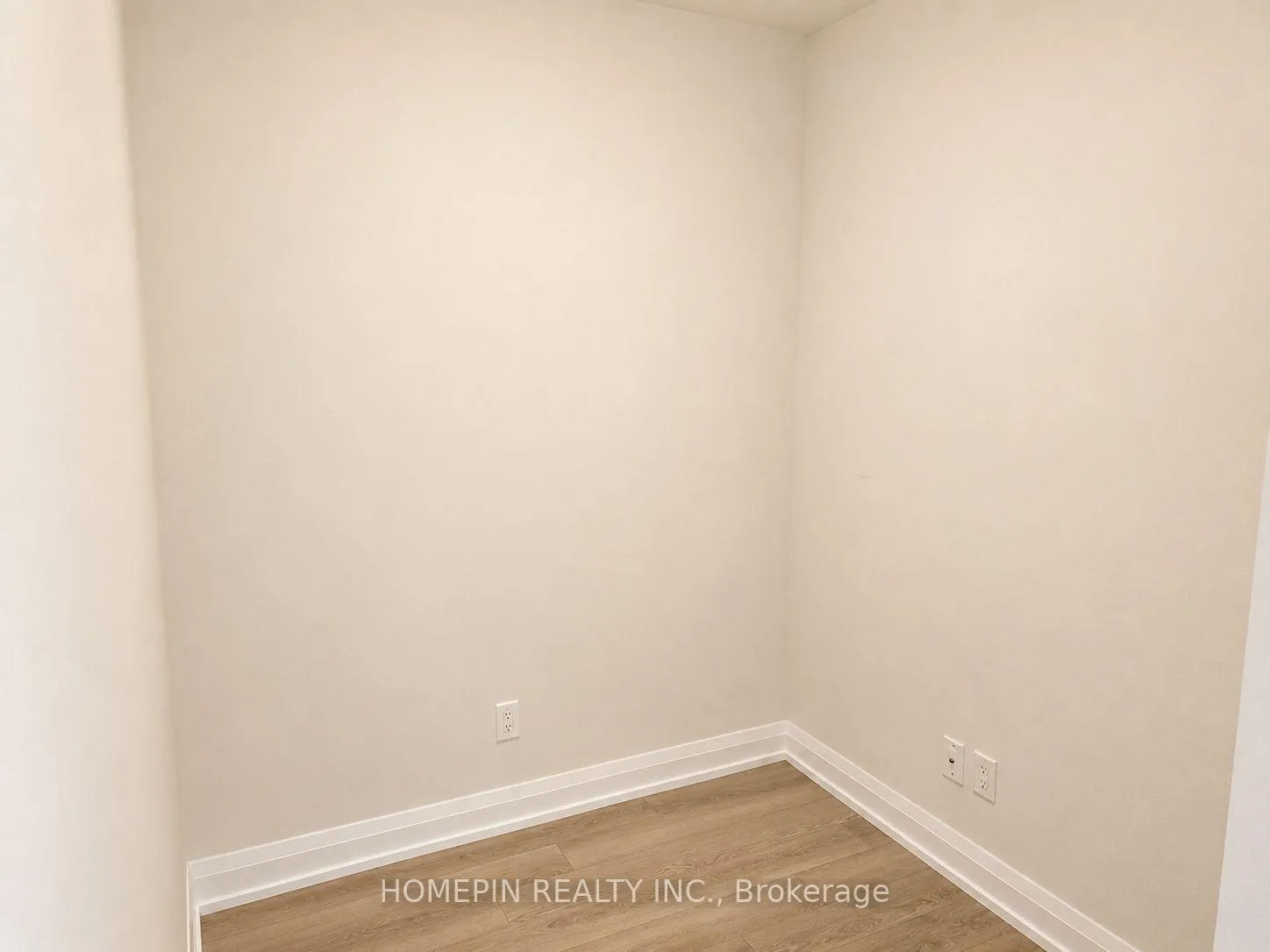 Photo 13 of Unit 609, 25 Water Walk Drive, Markham, Unionville — HOMEH