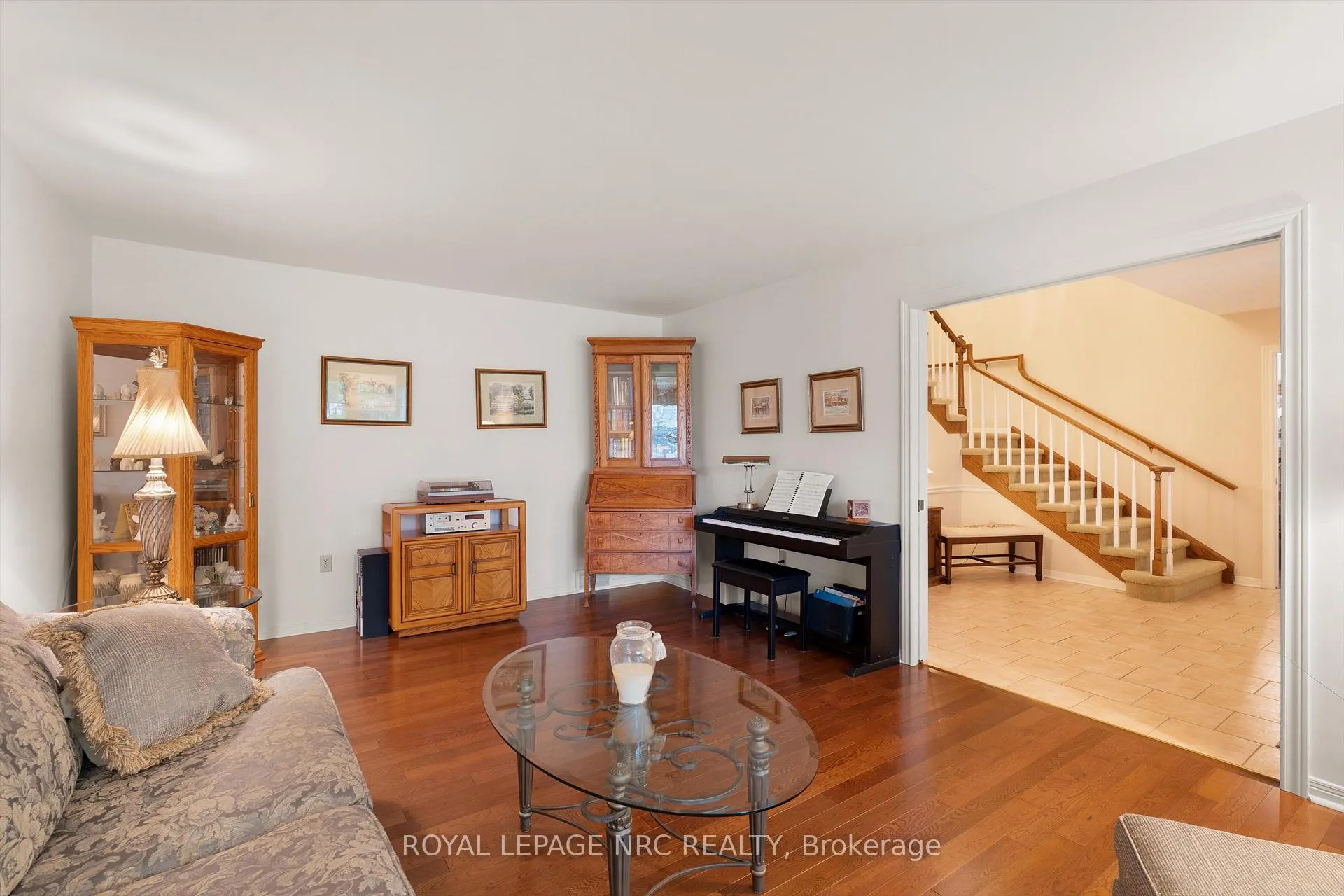 Photo 15 of 7 Parkhill Road, Pelham, Fonthill — HOMEH