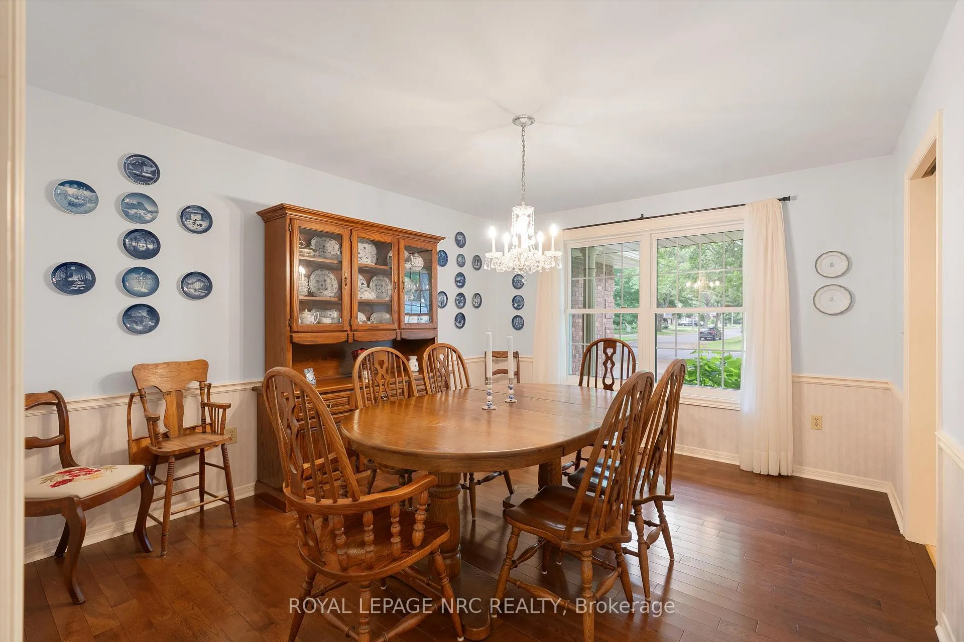 Photo 16 of 7 Parkhill Road, Pelham, Fonthill — HOMEH