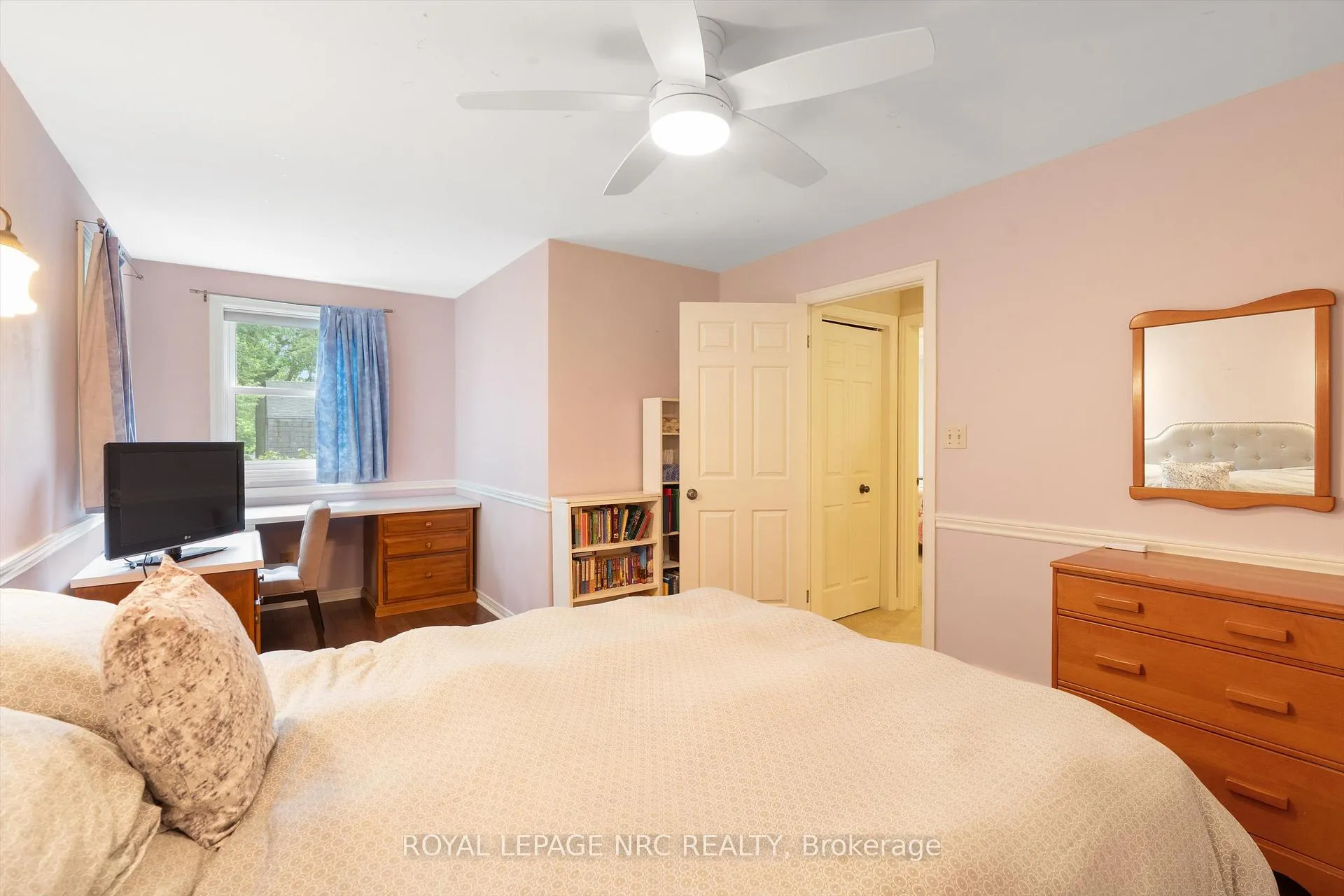 Photo 23 of 7 Parkhill Road, Pelham, Fonthill — HOMEH