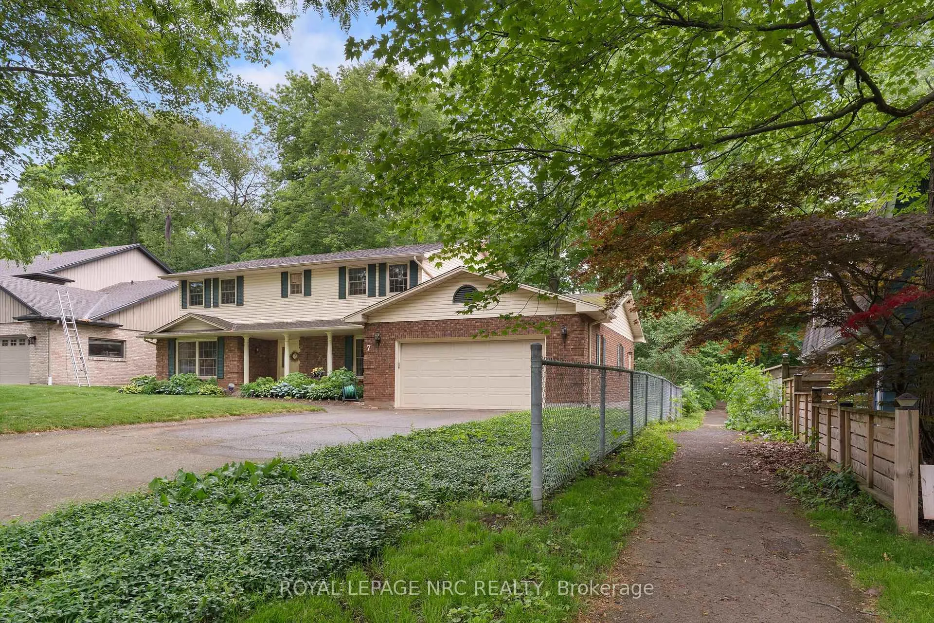 Photo 38 of 7 Parkhill Road, Pelham, Fonthill — HOMEH
