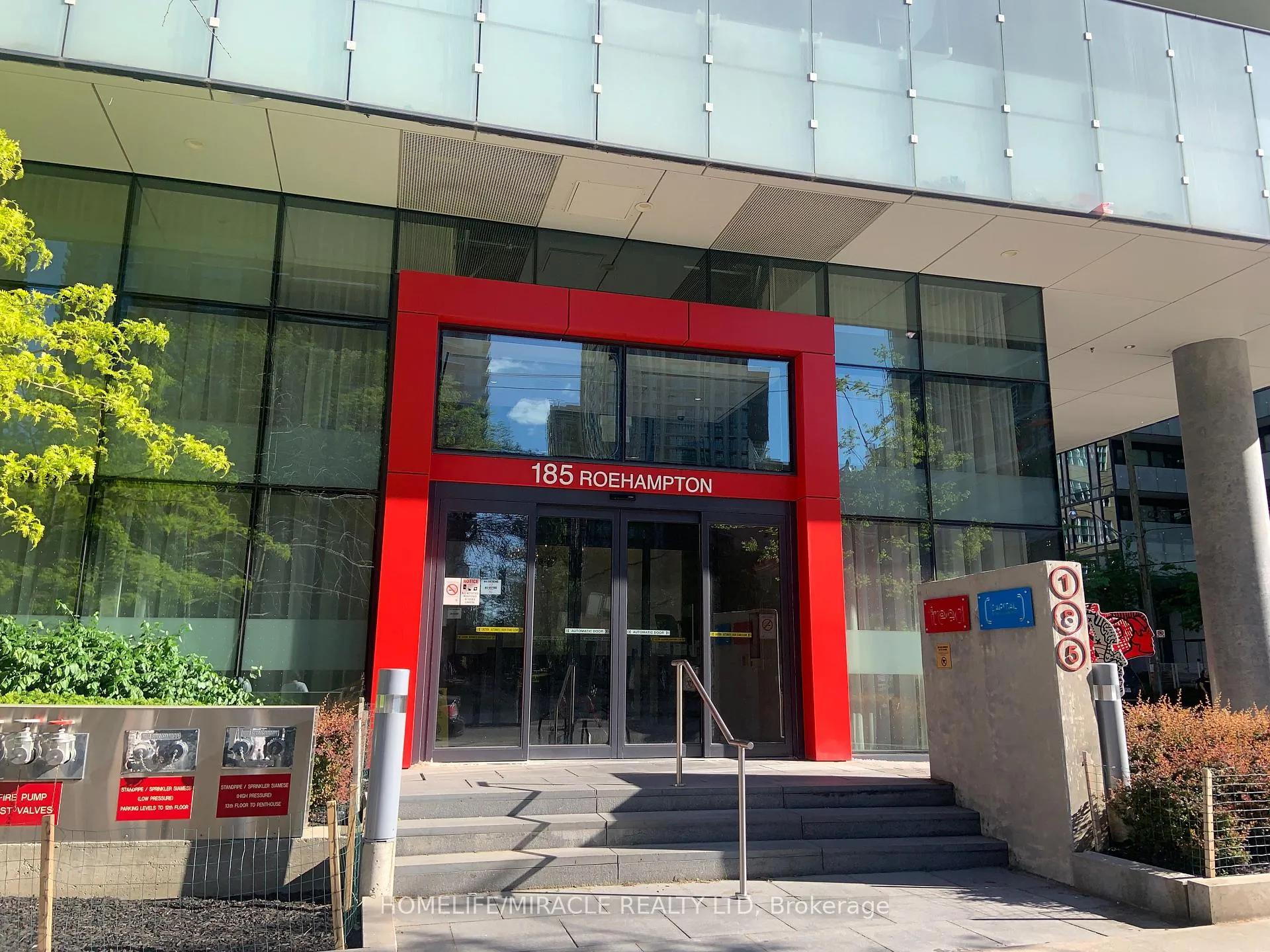Photo 1 of Unit 2105, 185 Roehampton Avenue, Toronto, Mount Pleasant West — HOMEH
