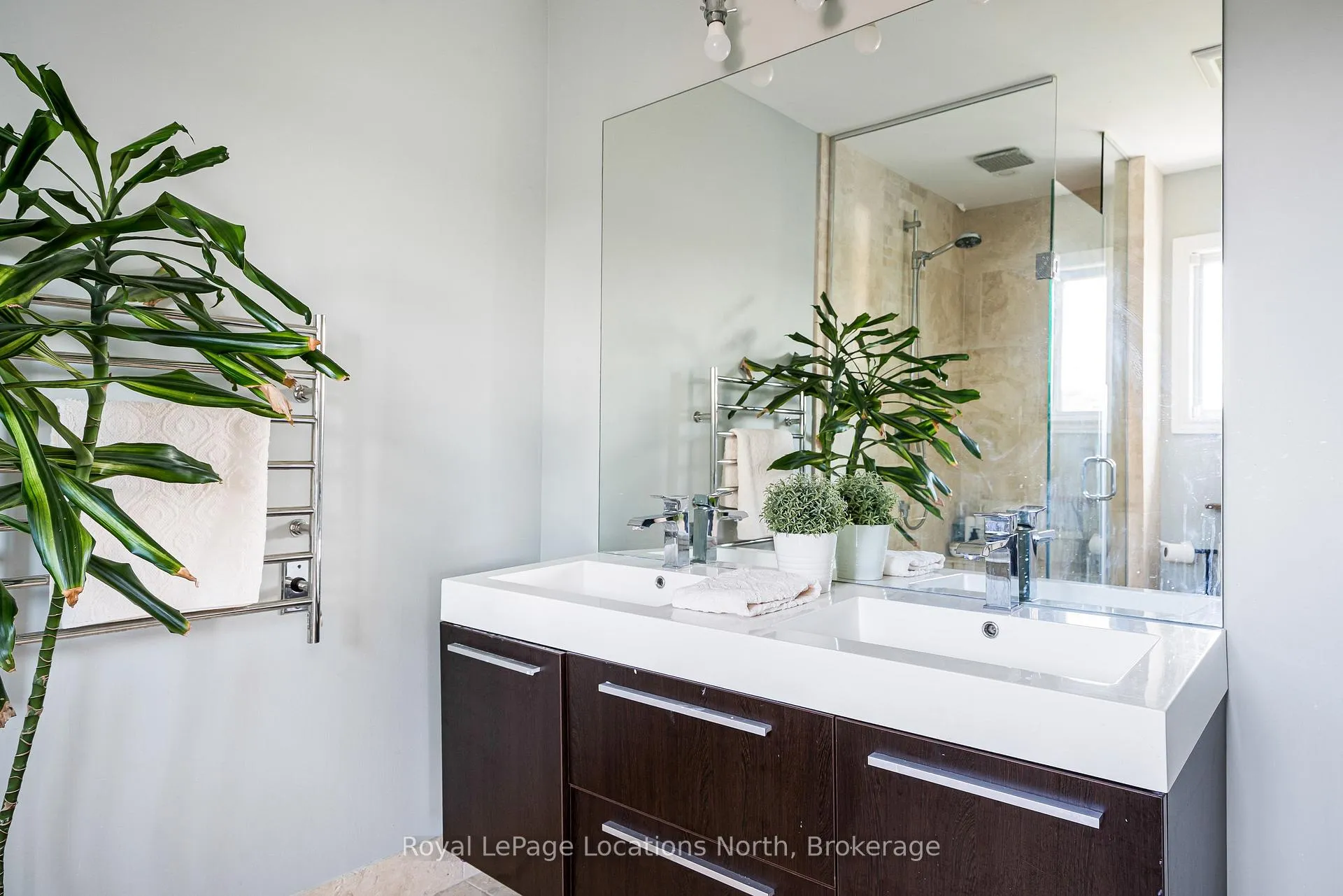 Photo 24 of 12 Patton Street, Collingwood — HOMEH