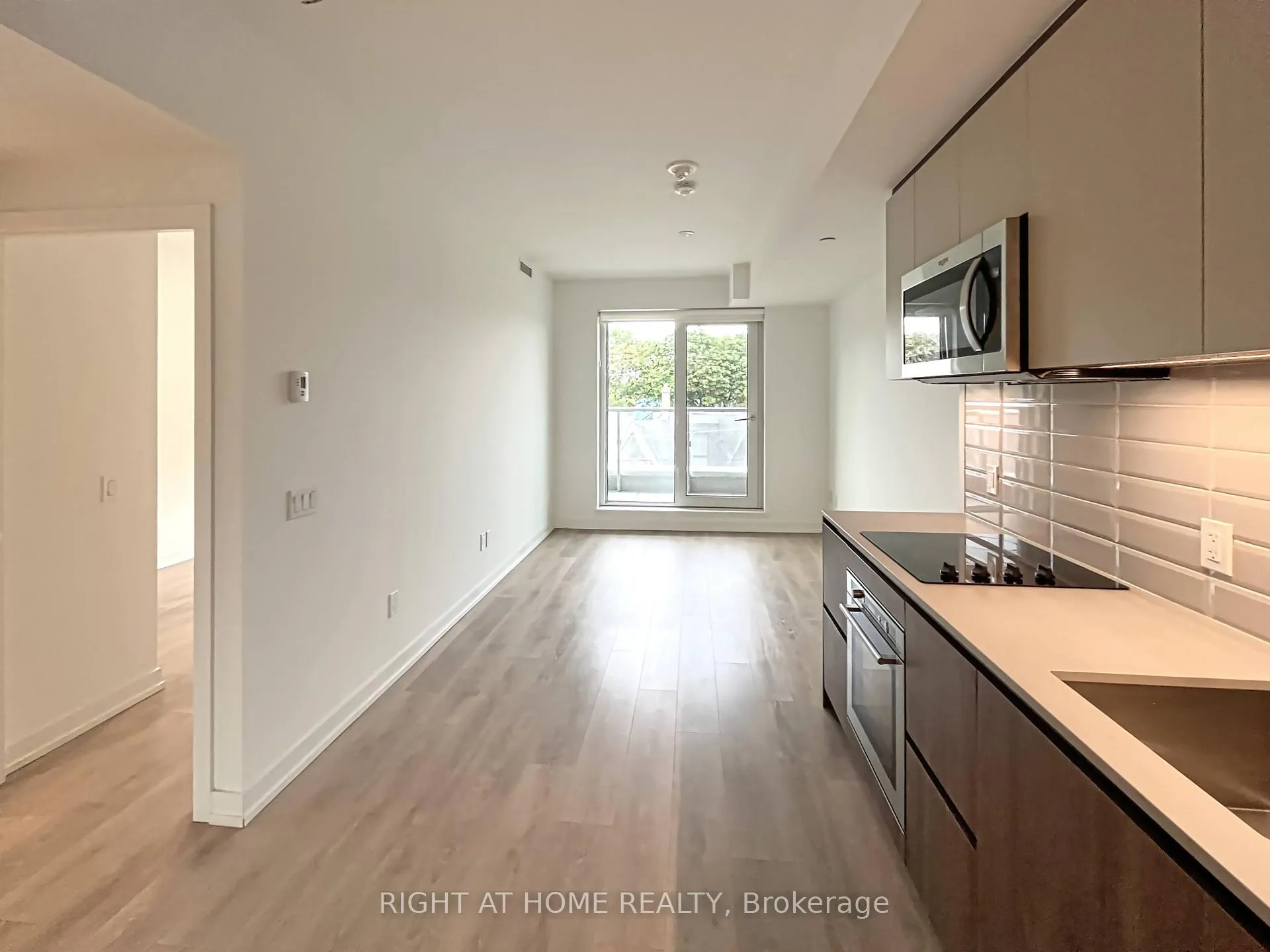 Photo 3 of Unit 437, 150 Logan Avenue, Toronto, South Riverdale — HOMEH