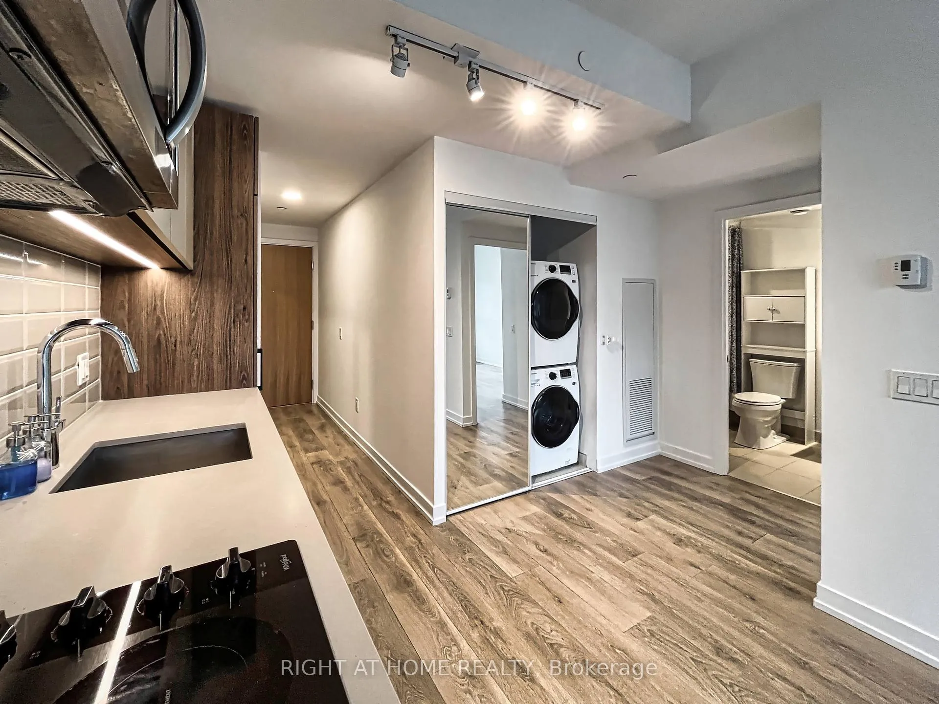 Photo 6 of Unit 437, 150 Logan Avenue, Toronto, South Riverdale — HOMEH
