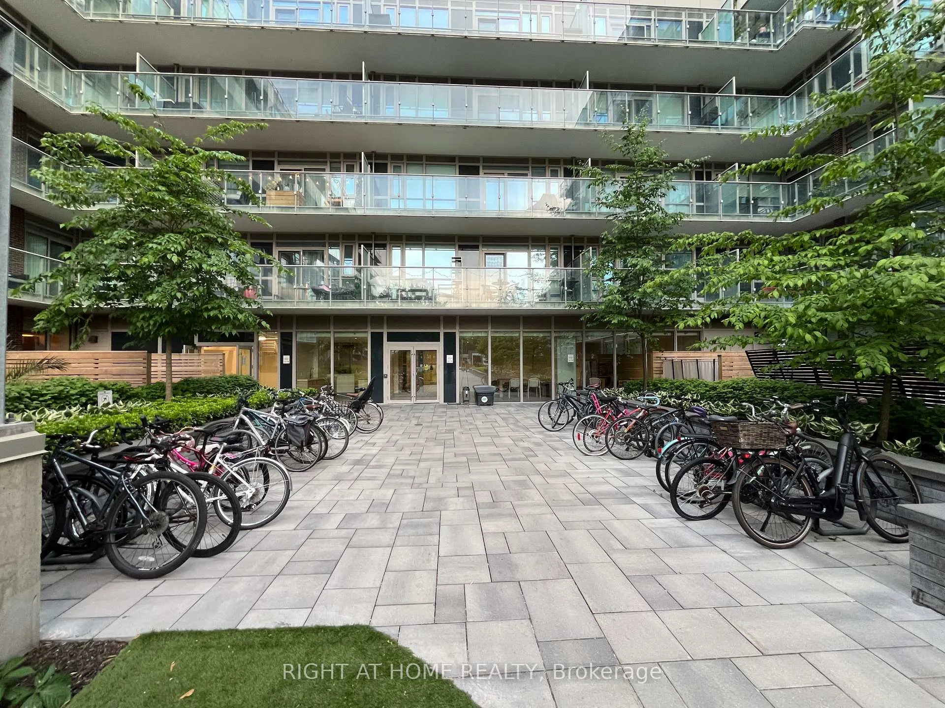 Photo 15 of Unit 437, 150 Logan Avenue, Toronto, South Riverdale — HOMEH