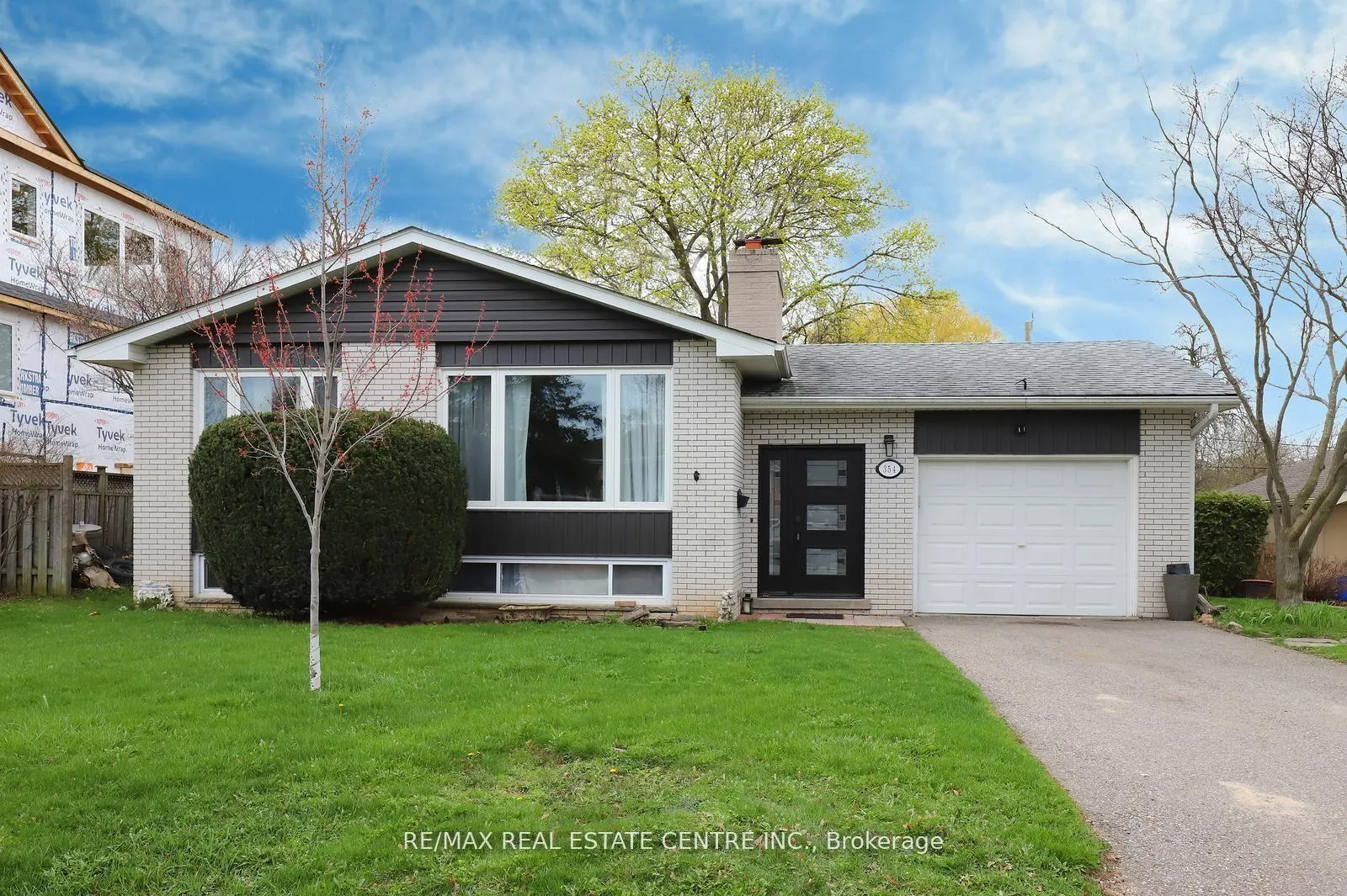 Photo 1 of 354 Maplewood Crescent, Milton, Old Milton — HOMEH