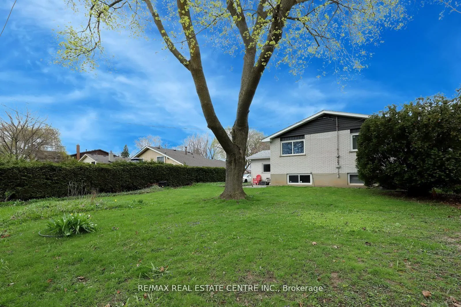 Photo 31 of 354 Maplewood Crescent, Milton, Old Milton — HOMEH