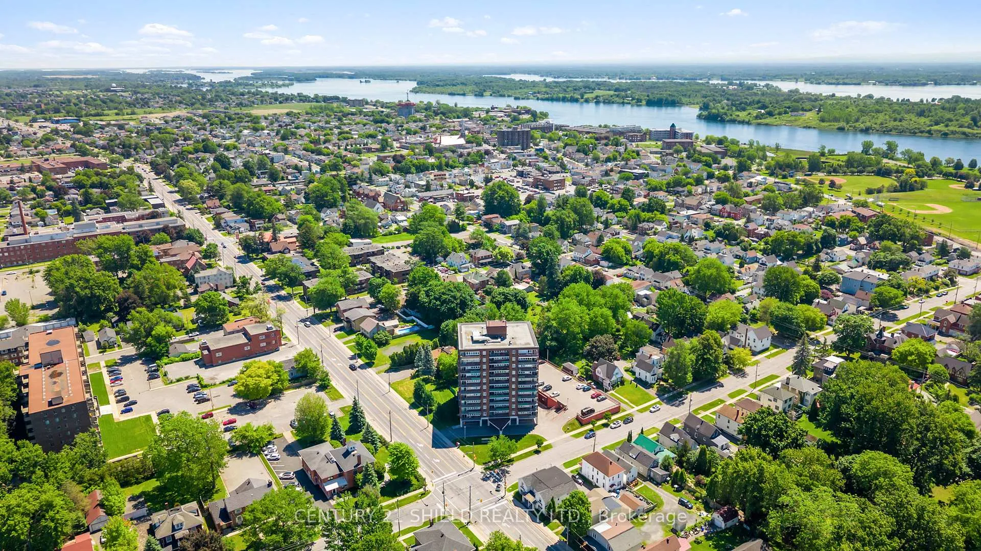 Photo 4 of Unit 401, 308 Second Street E, Cornwall — HOMEH