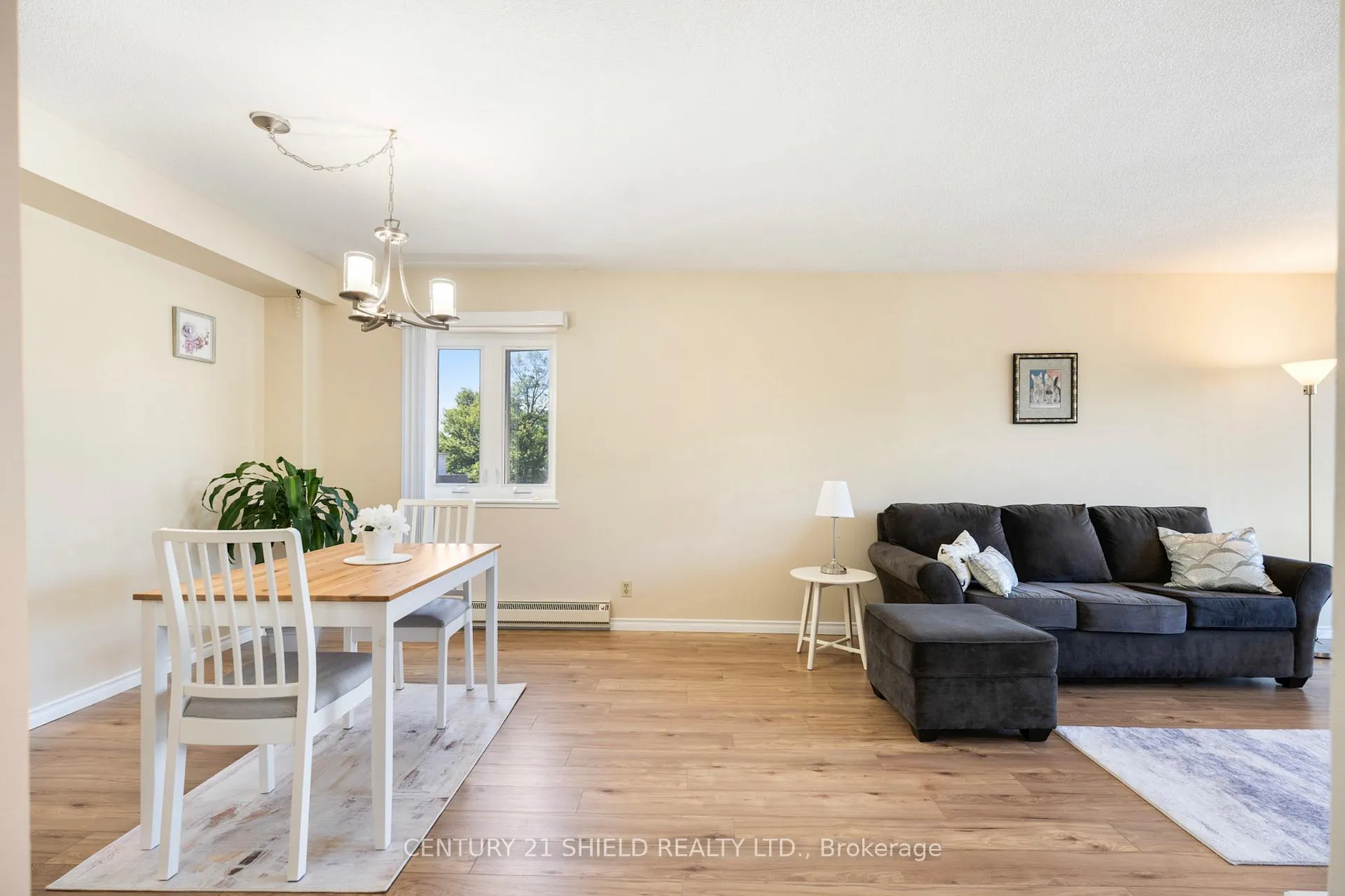 Photo 12 of Unit 401, 308 Second Street E, Cornwall — HOMEH