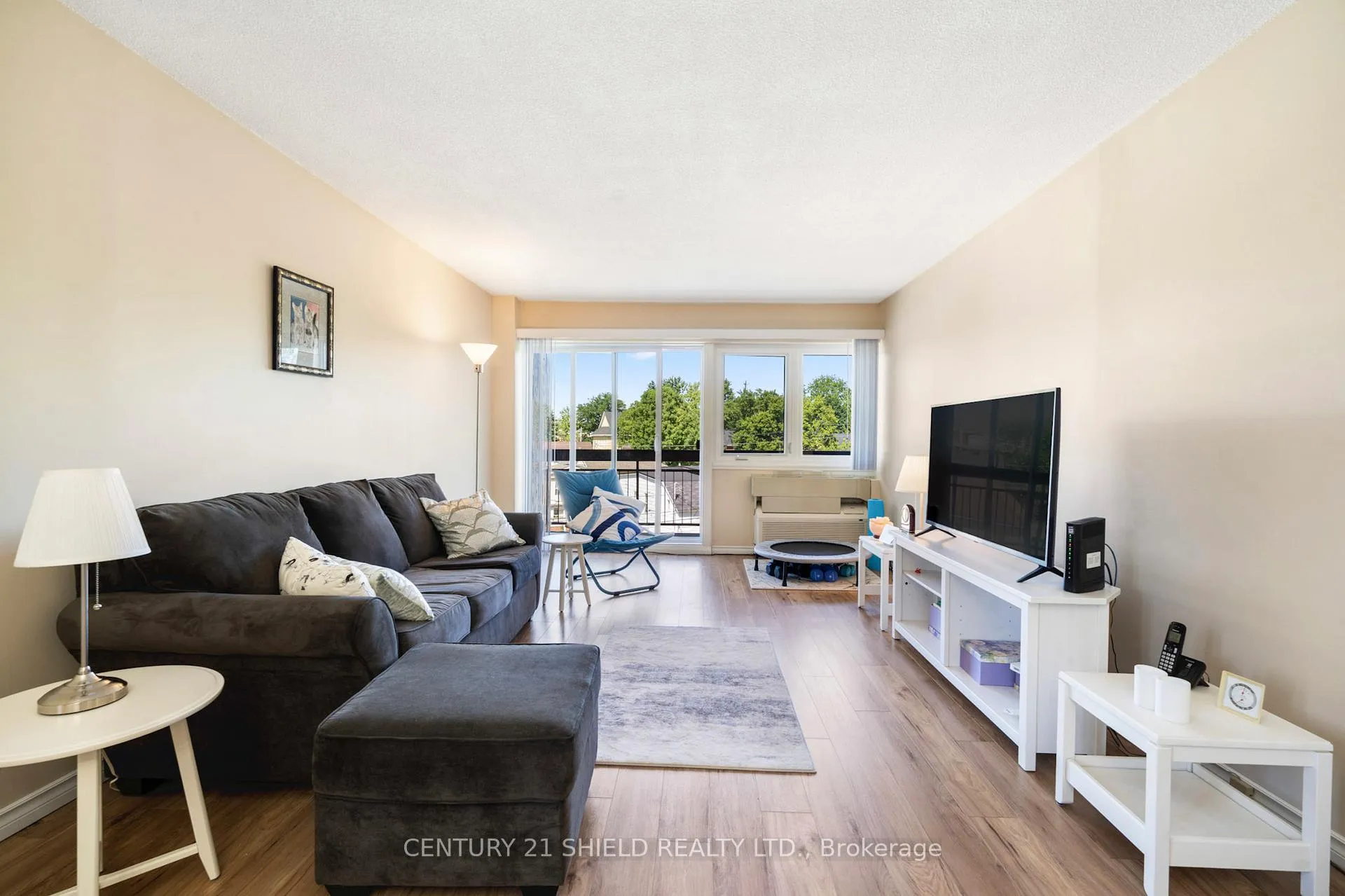 Photo 14 of Unit 401, 308 Second Street E, Cornwall — HOMEH